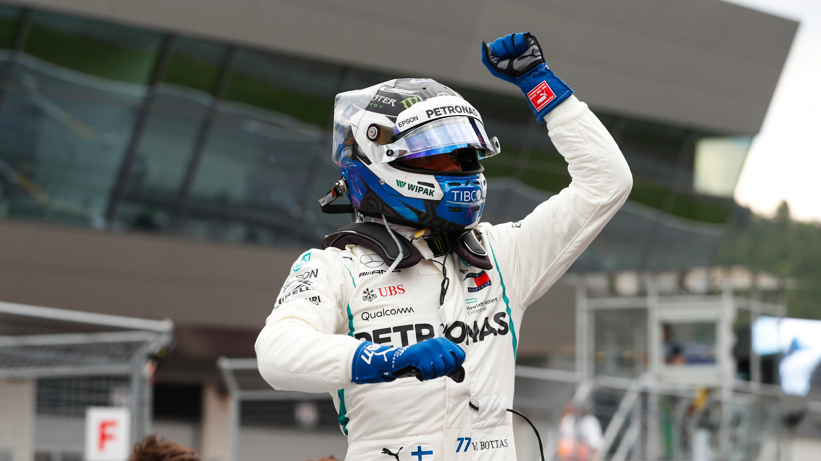 RED BULL RING, AUSTRIA - JUNE 30: Valtteri Bottas, Mercedes AMG F1, celebrates pole position during the Austrian GP at Red Bull Ring on June 30, 2018 in Red Bull Ring, Austria. (Photo by Steven Tee / LAT Images) © Motorsport Images Tel: +44(0)20 8267 3000