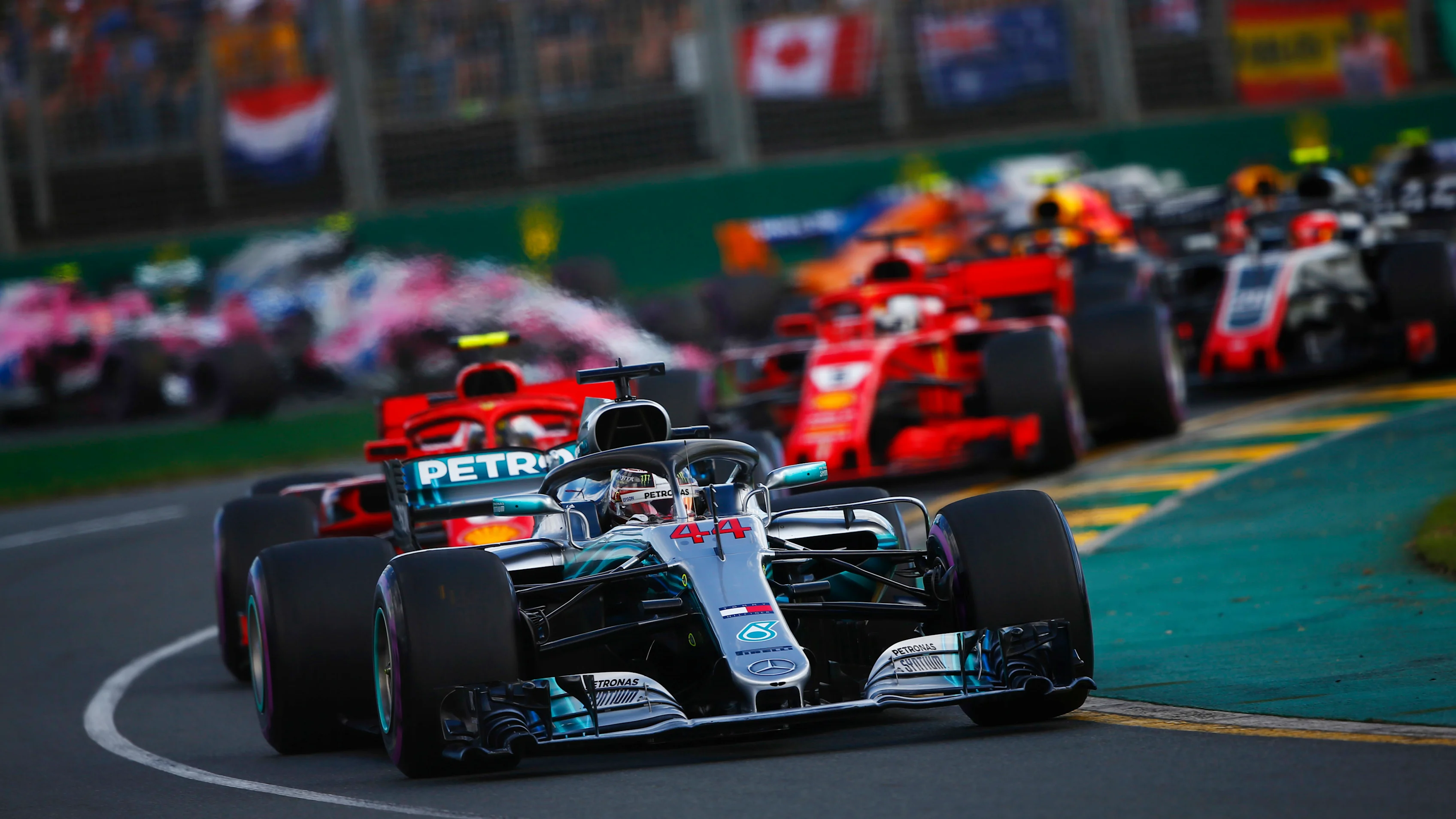 MELBOURNE GRAND PRIX CIRCUIT, AUSTRALIA - MARCH 25: Lewis Hamilton, Mercedes AMG F1 W09, leads Kimi