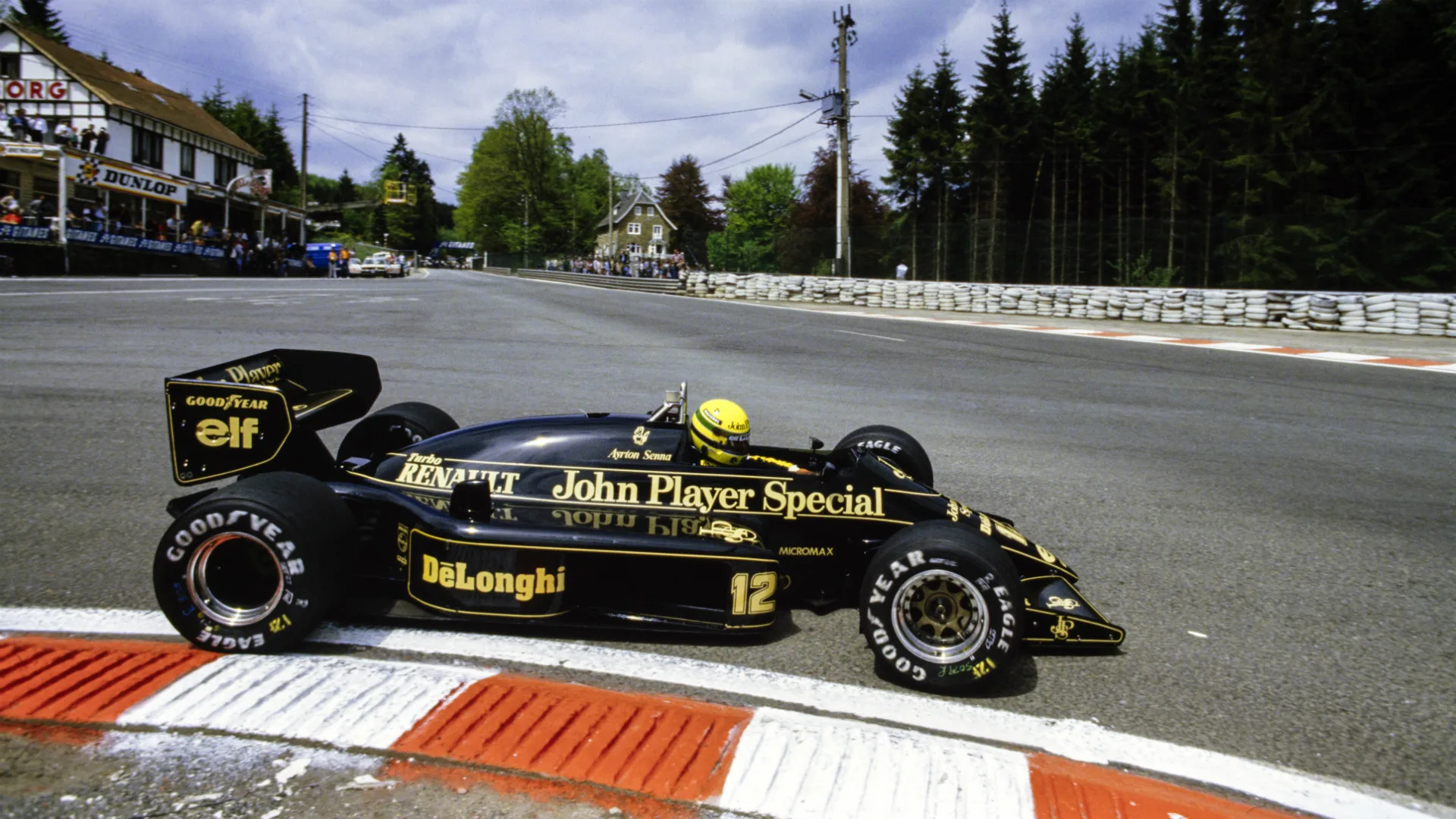 Ayrton Senna Lotus 98T Renault