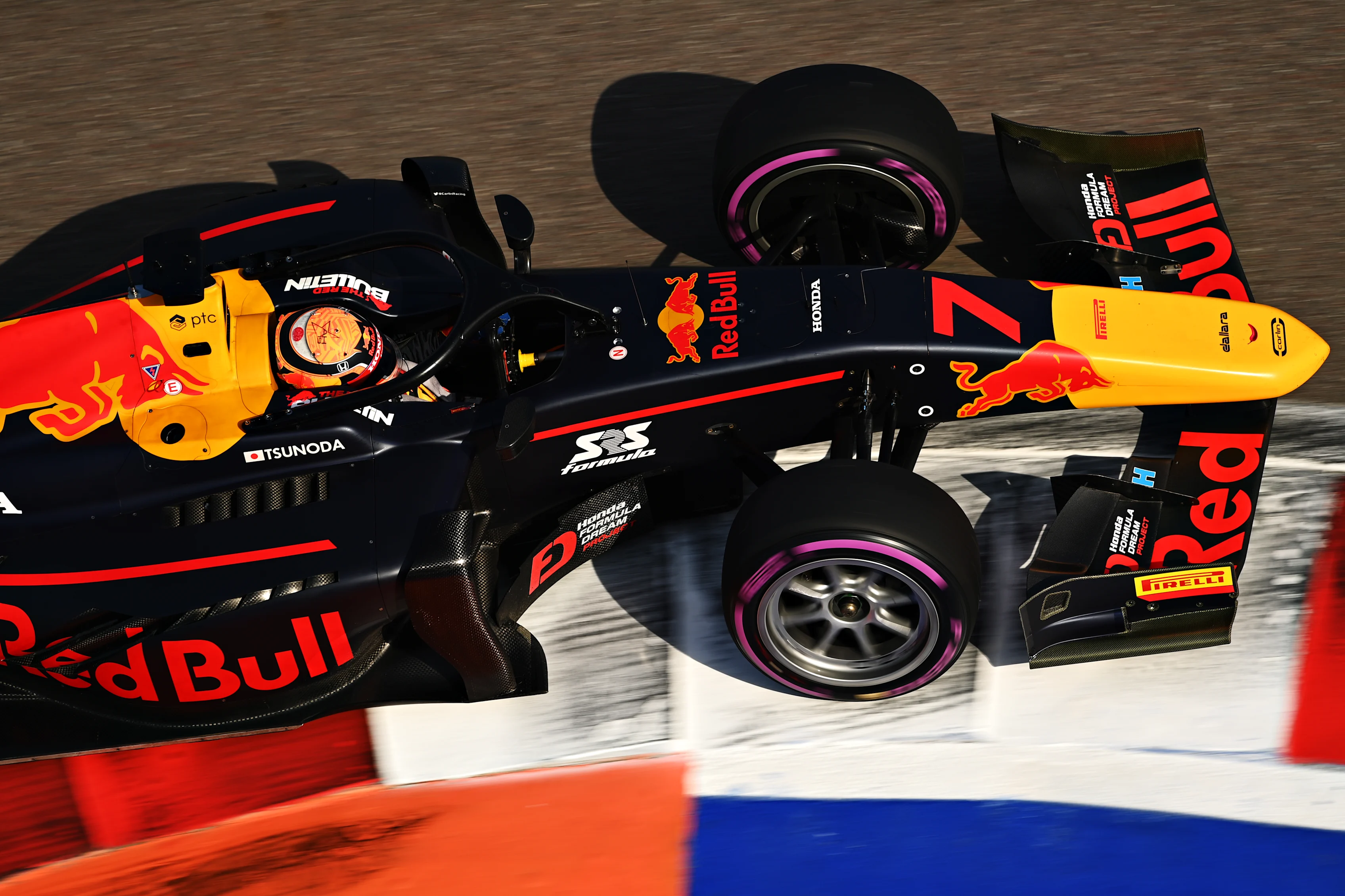 SOCHI, RUSSIA - SEPTEMBER 25: Yuki Tsunoda of Japan and Carlin (7) drives during qualifying ahead