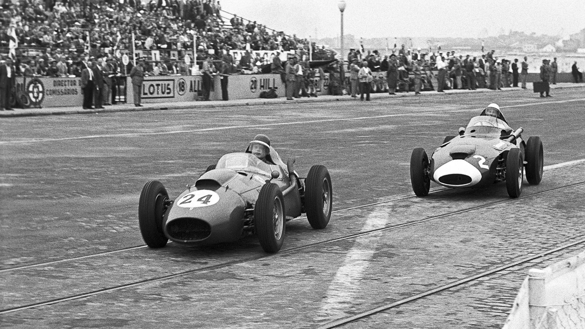 Mike Hawthorn, Stirling Moss, Ferrari Dino 246, Vanwall VW 5, Grand Prix of Portugal, Boavista, 24