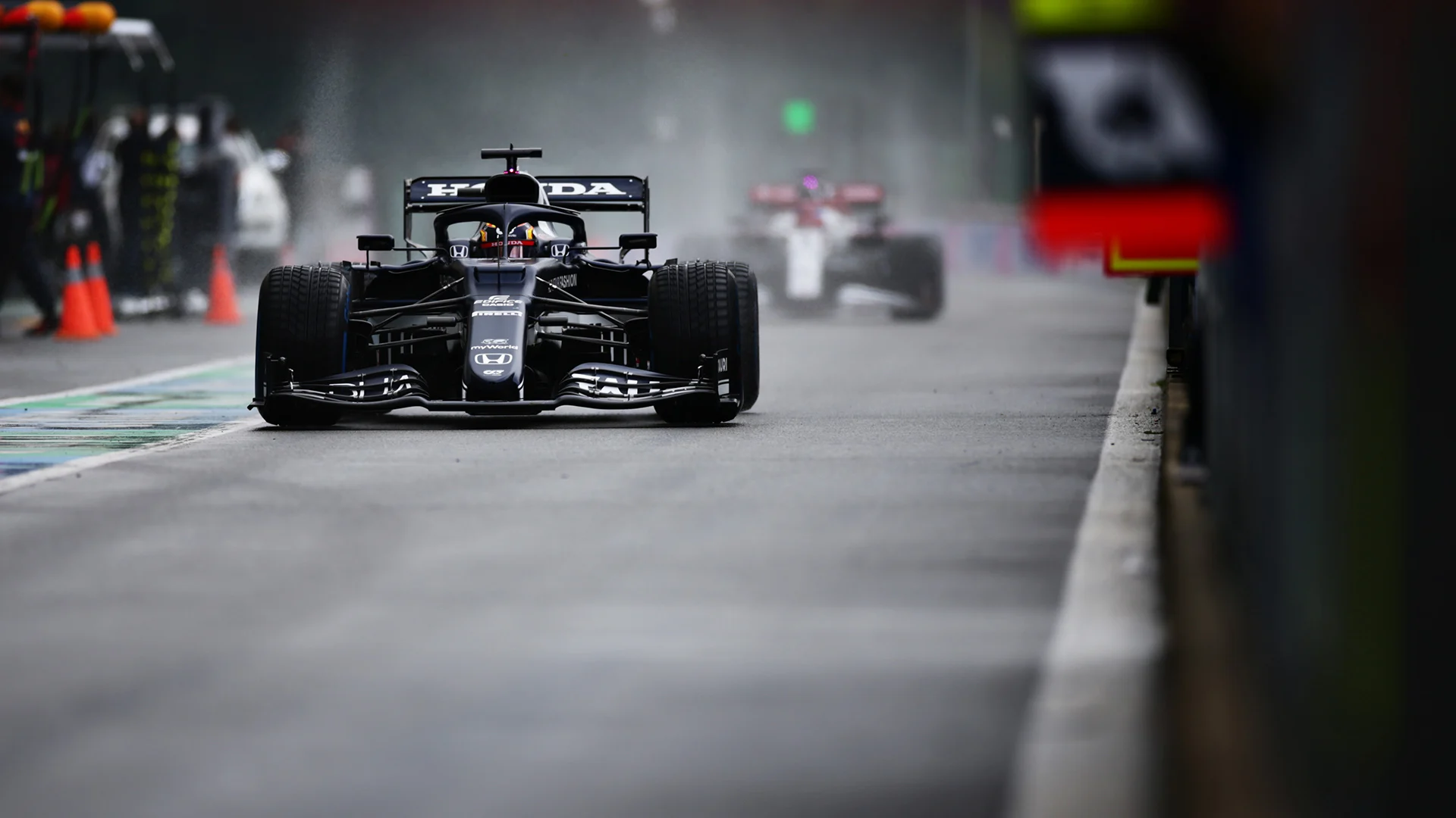 SPA, BELGIUM - AUGUST 28: Yuki Tsunoda of Japan driving the (22) Scuderia AlphaTauri AT02 Honda in