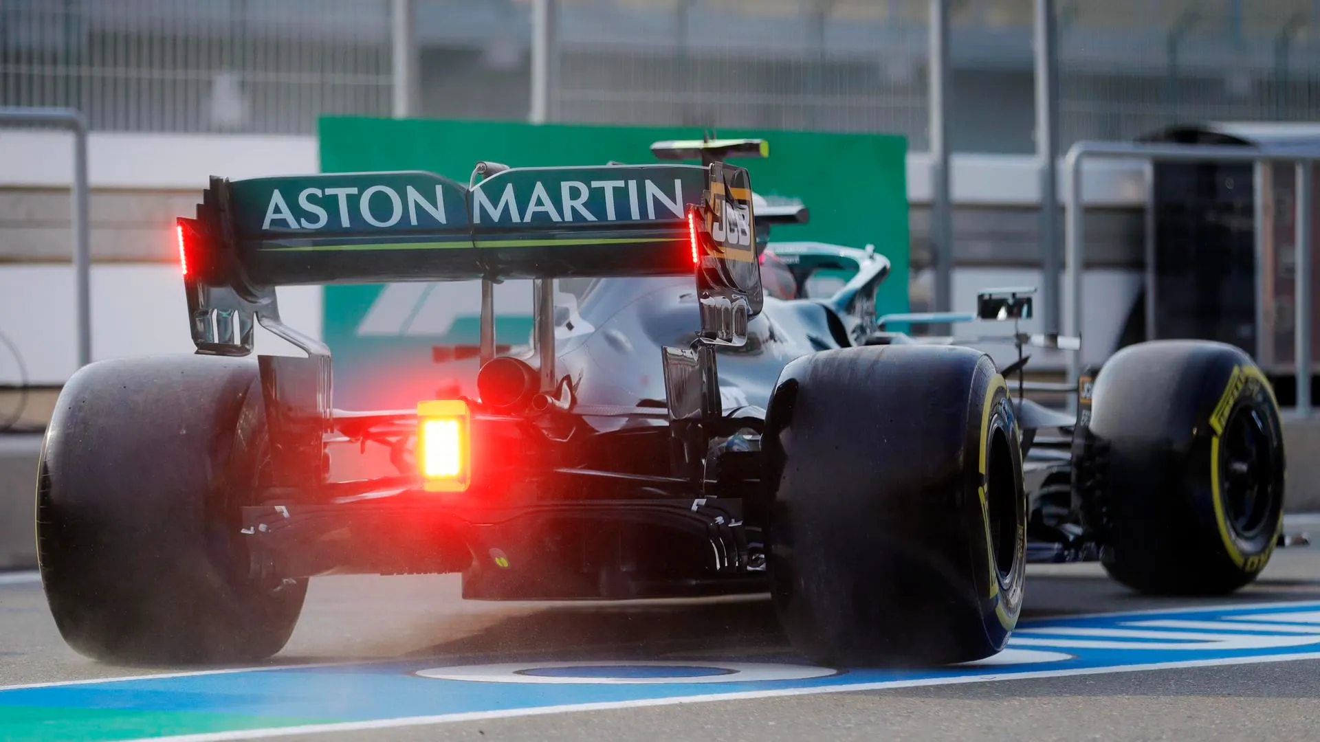 action, rear, TS-Live, Losail International Circuit, GP2120a, F1, GP, Qatar
Sebastian Vettel, Aston