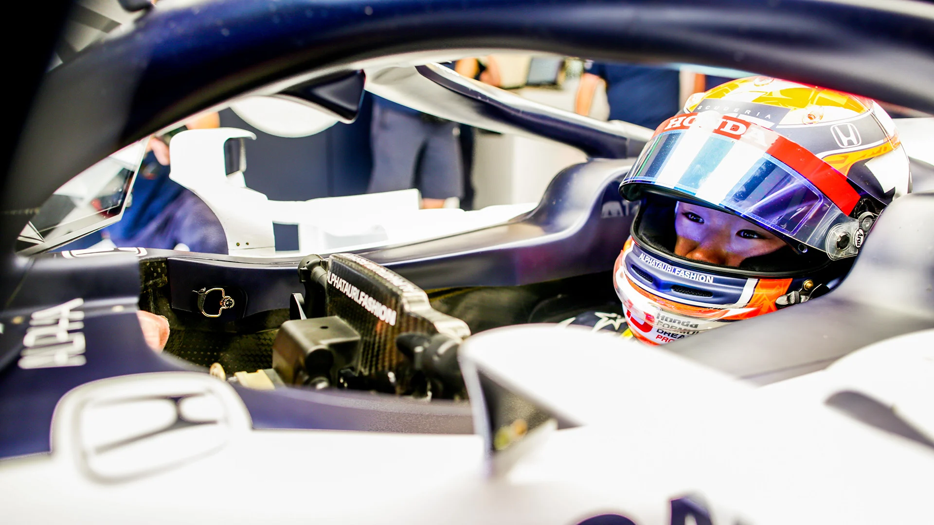 ABU DHABI, UNITED ARAB EMIRATES - DECEMBER 15: Yuki Tsunoda of Scuderia AlphaTauri and Japan during