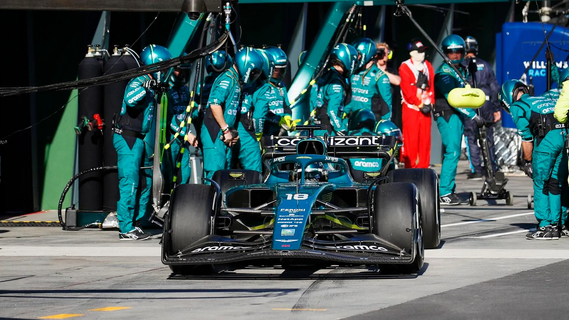 action, Pit Stops, Albert Park, GP2203a, F1, GP, Australia
Lance Stroll, Aston Martin AMR22, makes