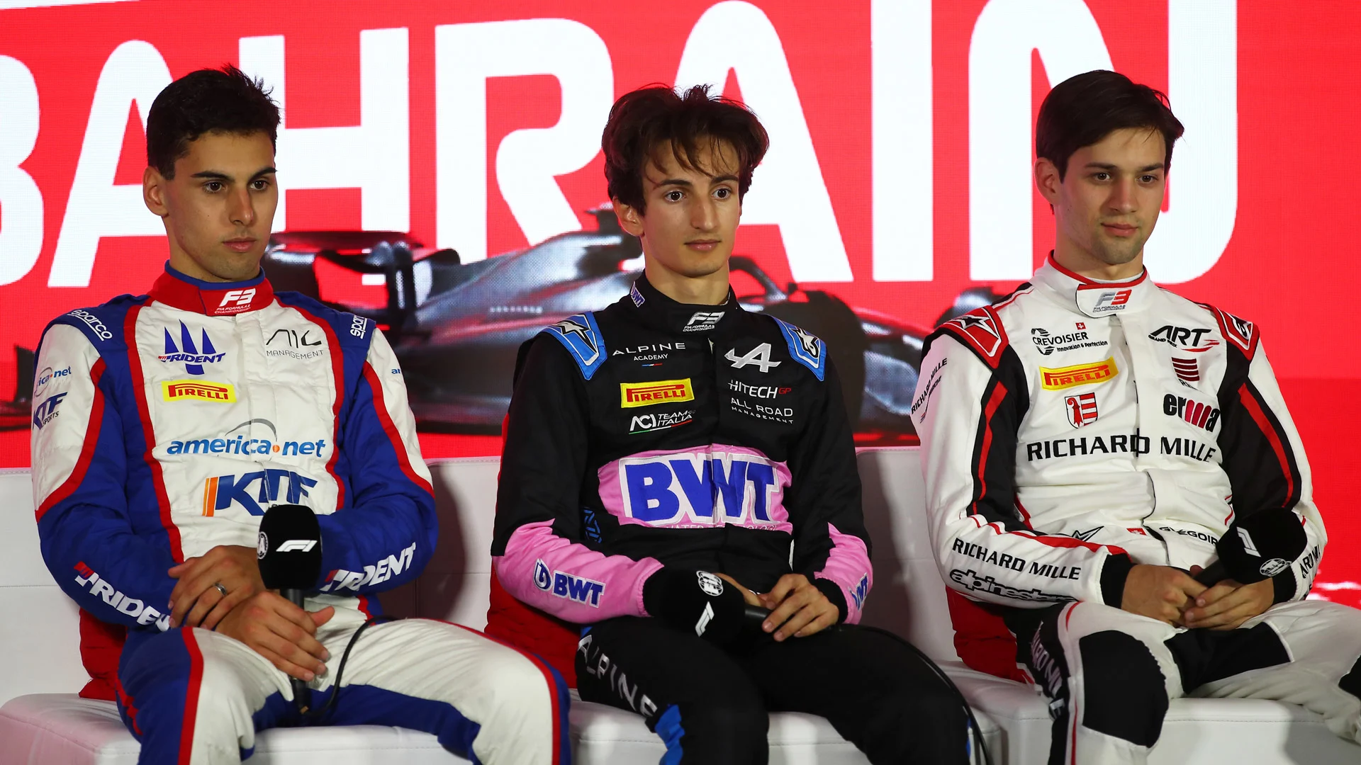 Pole position qualifier Gabriele Mini of Italy and Hitech Pulse-Eight (C), Second placed qualifier Gabriel Bortoleto of Brazil and Trident (L) and Third placed qualifier Gregoire Saucy of Switzerland and ART Grand Prix (R) 