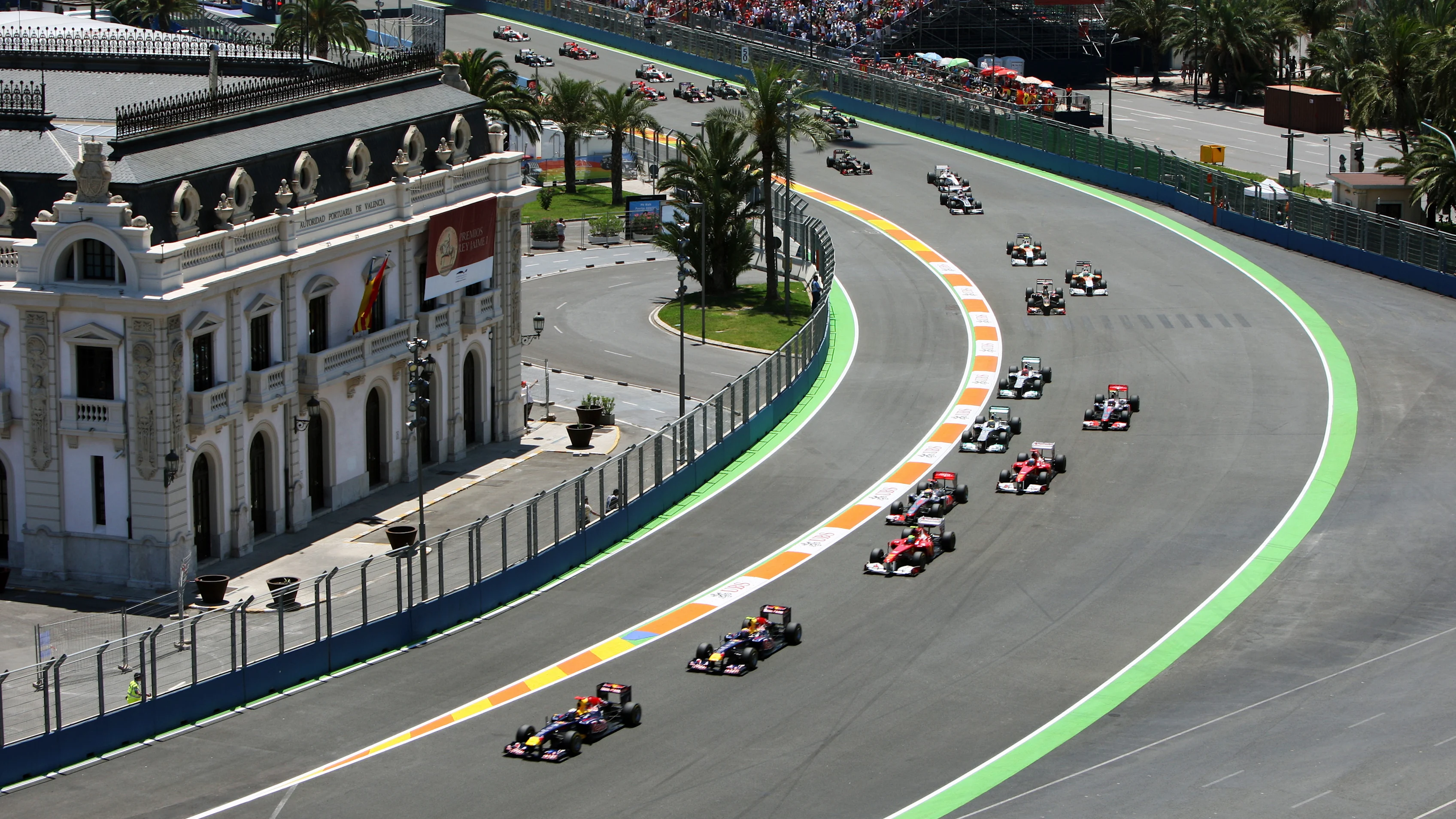 The start of the race.  Formula One World Championship, Rd 8, European Grand Prix, Race, Valencia,