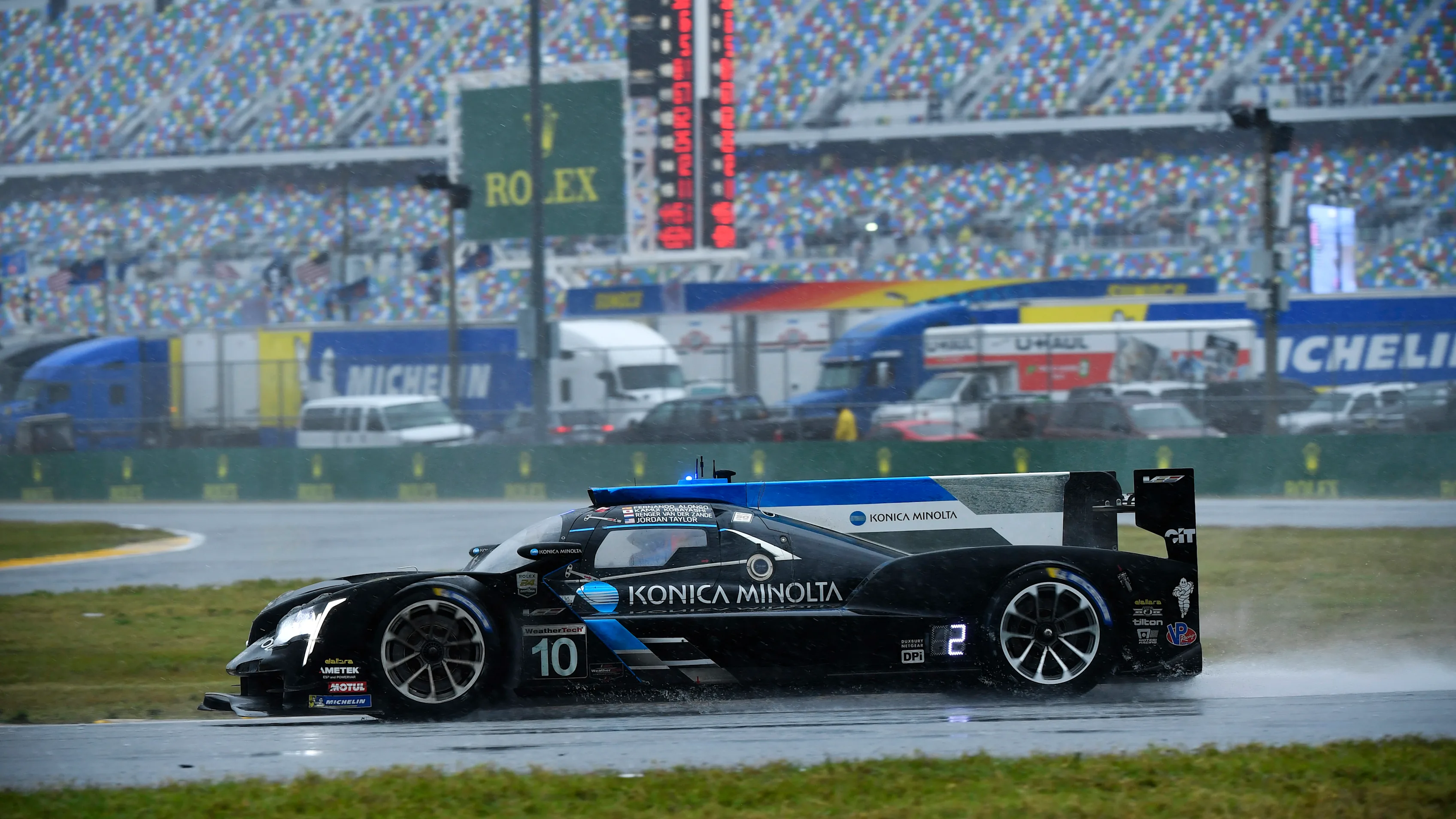 DAYTONA INTERNATIONAL SPEEDWAY, UNITED STATES OF AMERICA - JANUARY 27: #10 Konica Minolta Cadillac