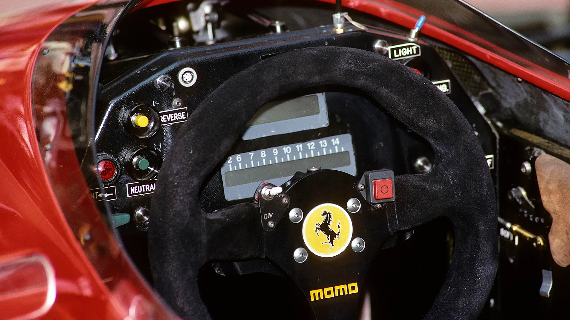 Ferrari 640, Grand Prix of Monaco, Circuit de Monaco, 07 May 1989. Steering wheel and dashboard of