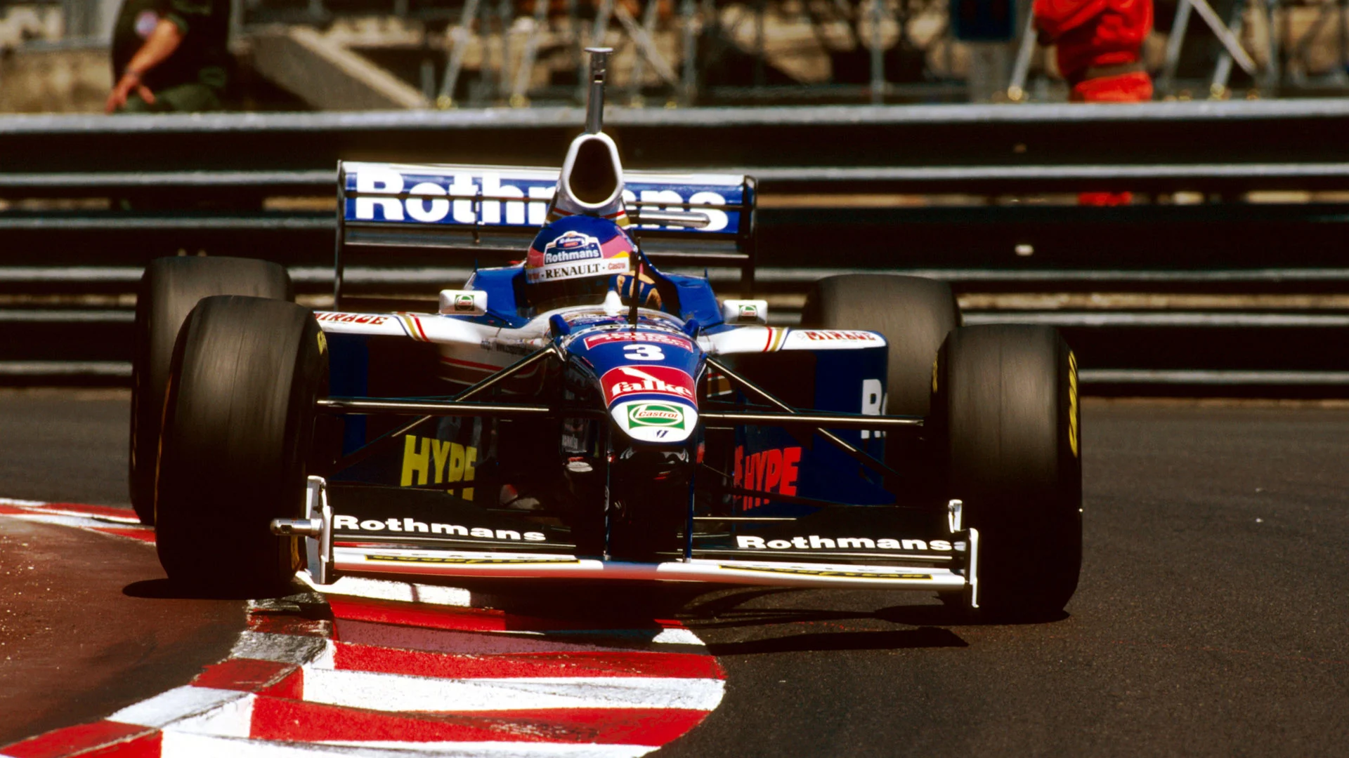 Jacques Villeneuve (CDN) Williams FW19 spun out of the race on lap 17. Formula One World