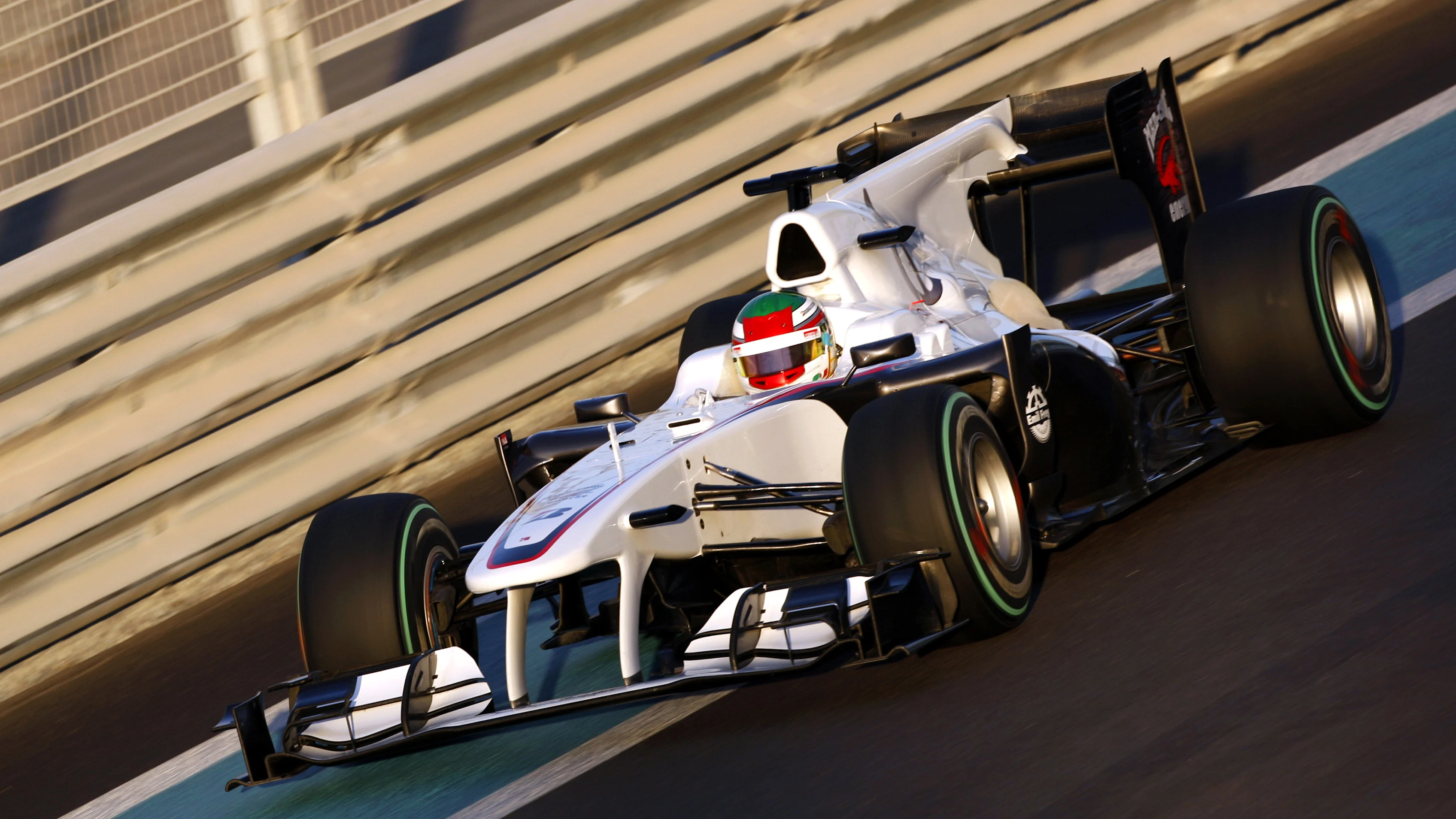 Sergio Perez (MEX) BMW Sauber C29.
Formula One Young Driver Test, Yas Marina Circuit, Abu Dhabi,