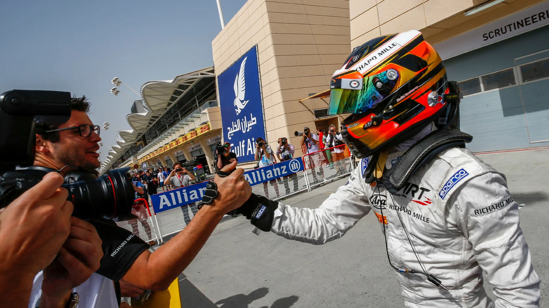 Race winner Stoffel Vandoorne (BEL) ART Grand Prix celebrates in parc ferme at GP2 Series, Rd1, Bahrain International Circuit, Sakhir, Bahrain, 17-19 April 2015. © Sutton Motorsport Images