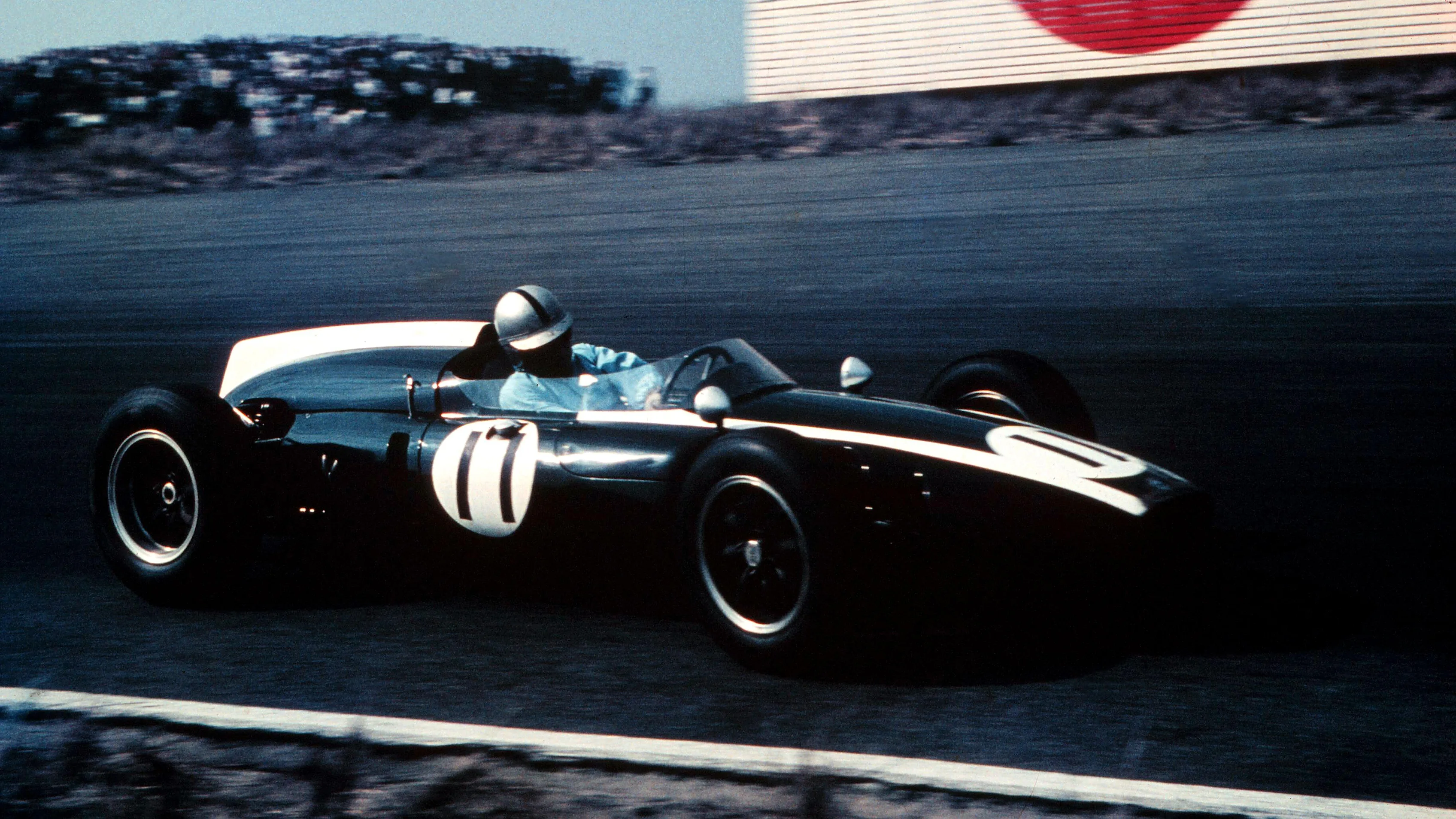 Race winner Jack Brabham (AUS) Cooper T53.  Dutch Grand Prix, Zandvoort, Holland, 6 June 1960.