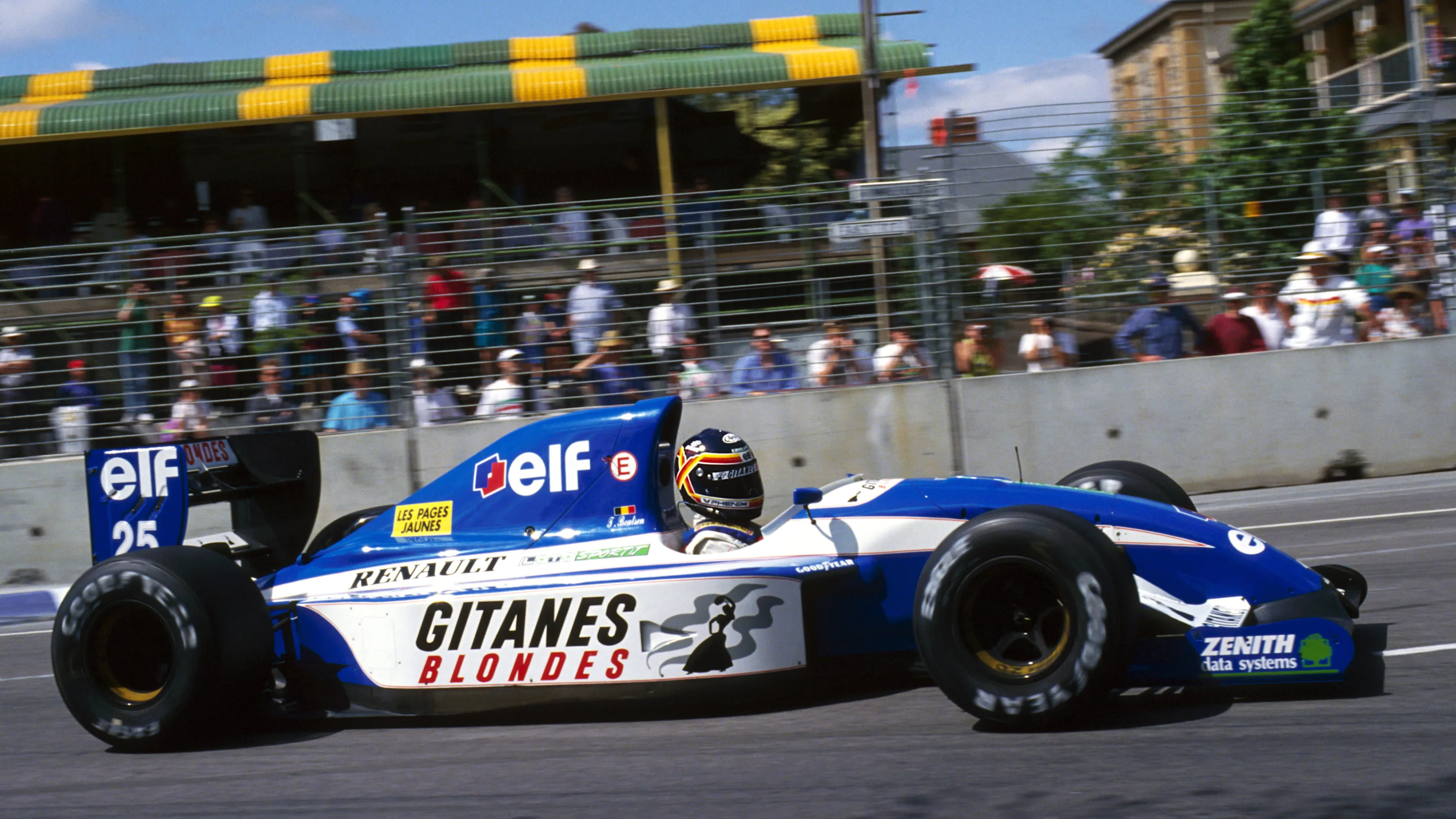 Thierry Boutsen (BEL) Ligier JS37 ended the year with his first points of the season when he