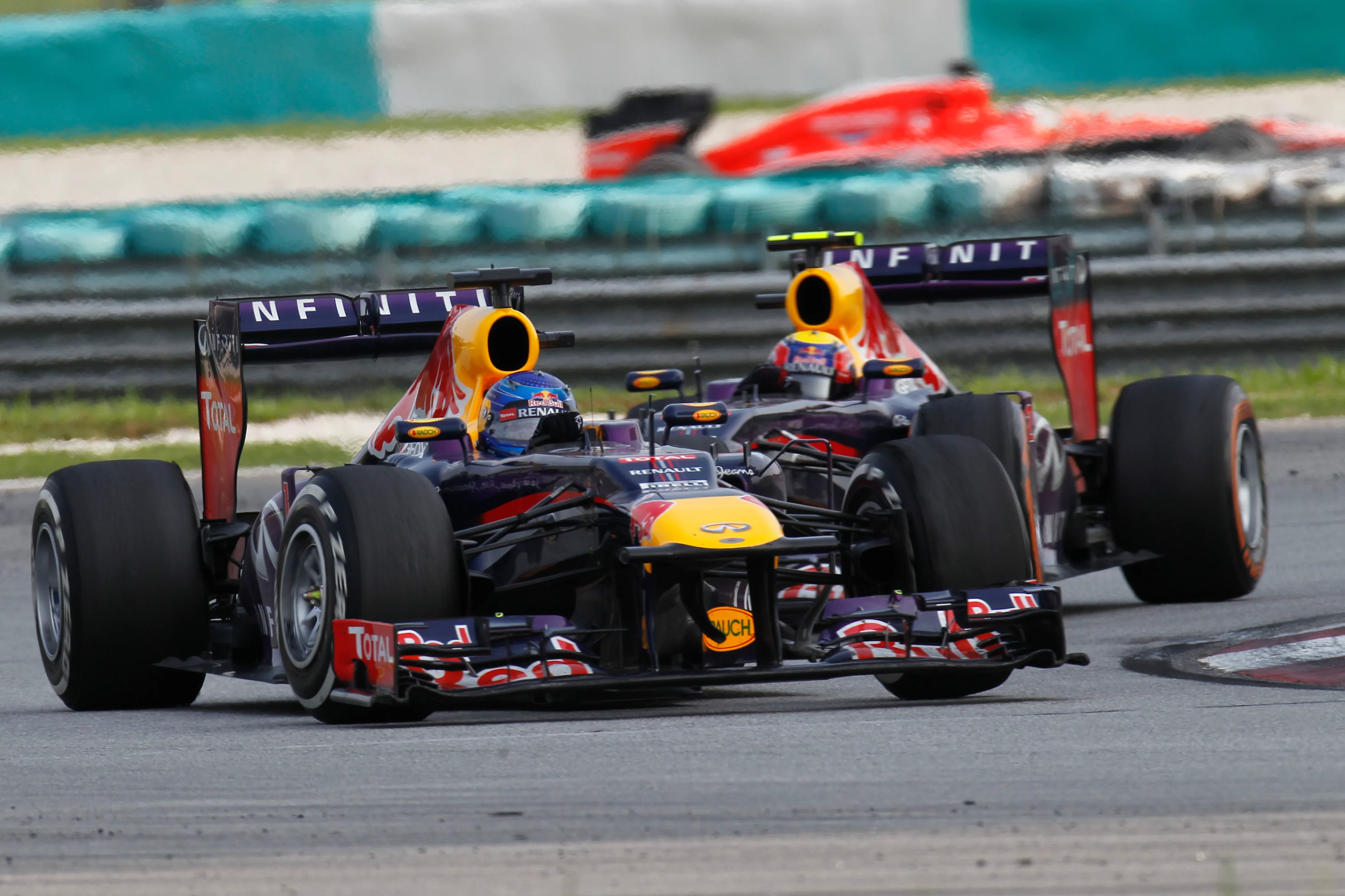 Sepang, Kuala Lumpur, Malaysia
Sunday 24th March 2013
Sebastian Vettel, Red Bull RB9 Renault, leads
