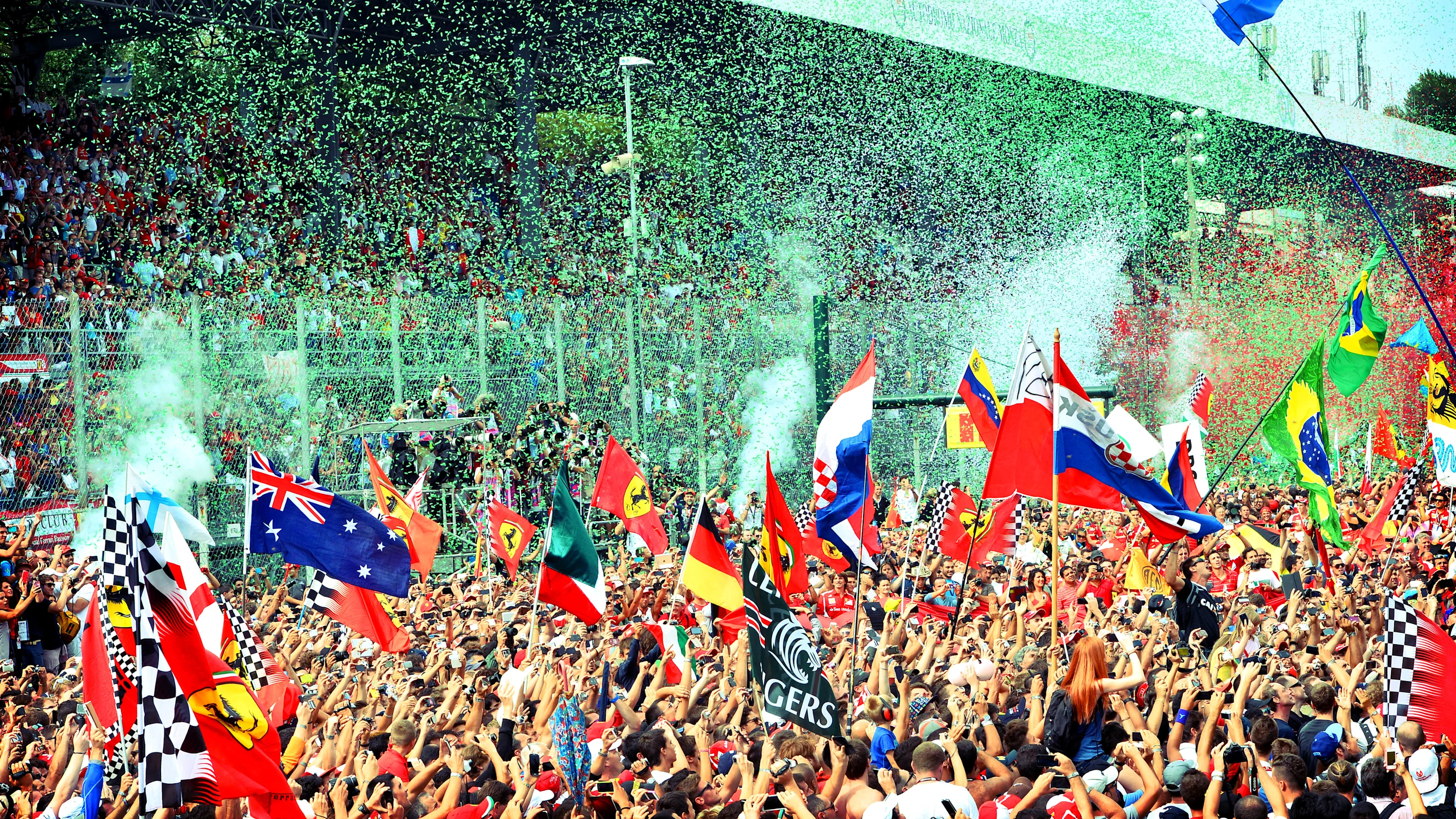 The Tifosi watch the podium ceremony.
Formula One World Championship, Rd12, Italian Grand Prix,