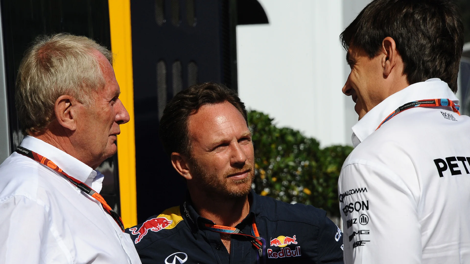 Dr Helmut Marko (AUT) Red Bull Motorsport Consultant, Christian Horner (GBR) Red Bull Racing Team