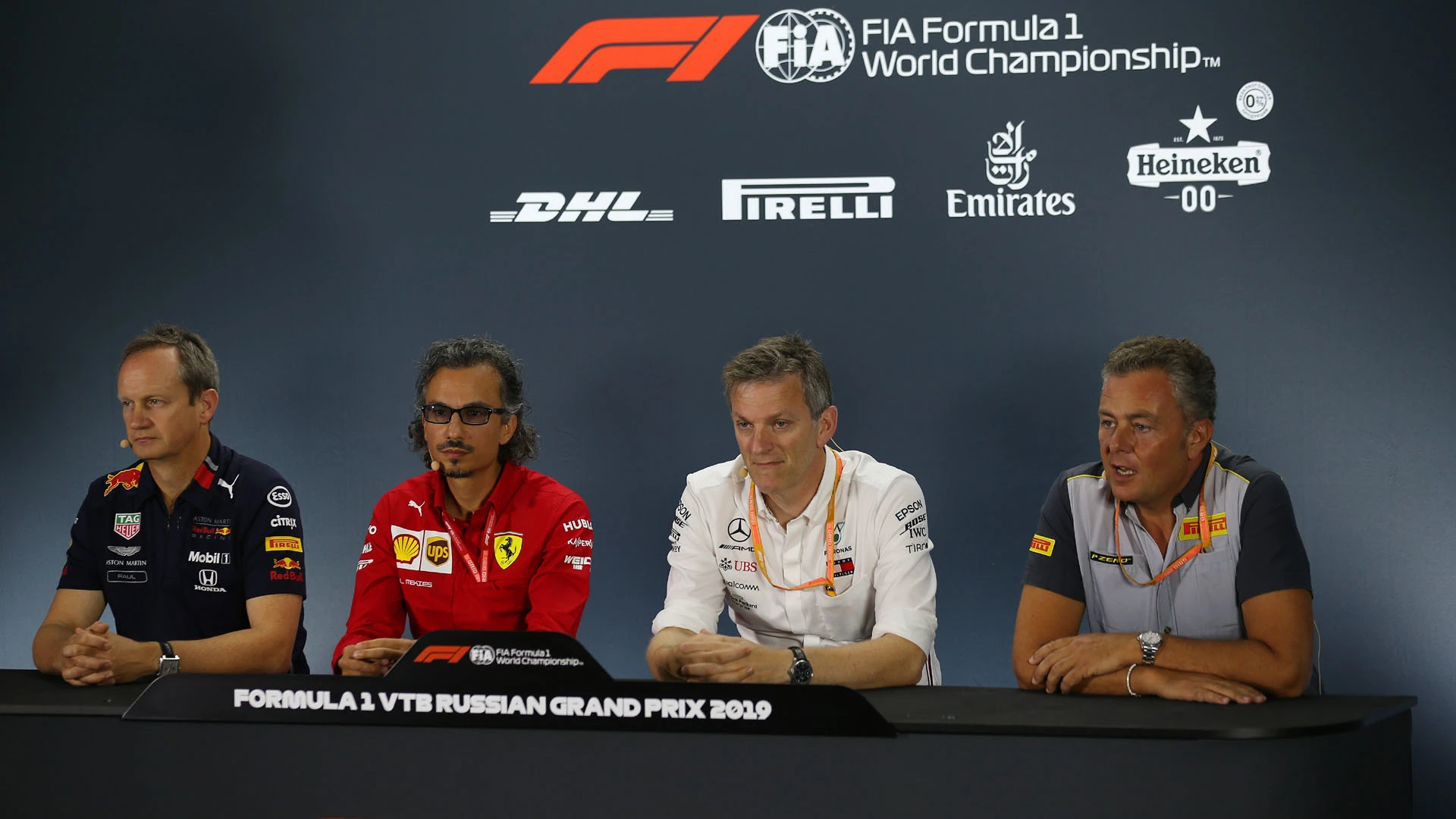 Paul Monaghan (GBR) Red Bull Racing Chief Engineer, Laurent Mekies (FRA) Ferrari Sporting Director,