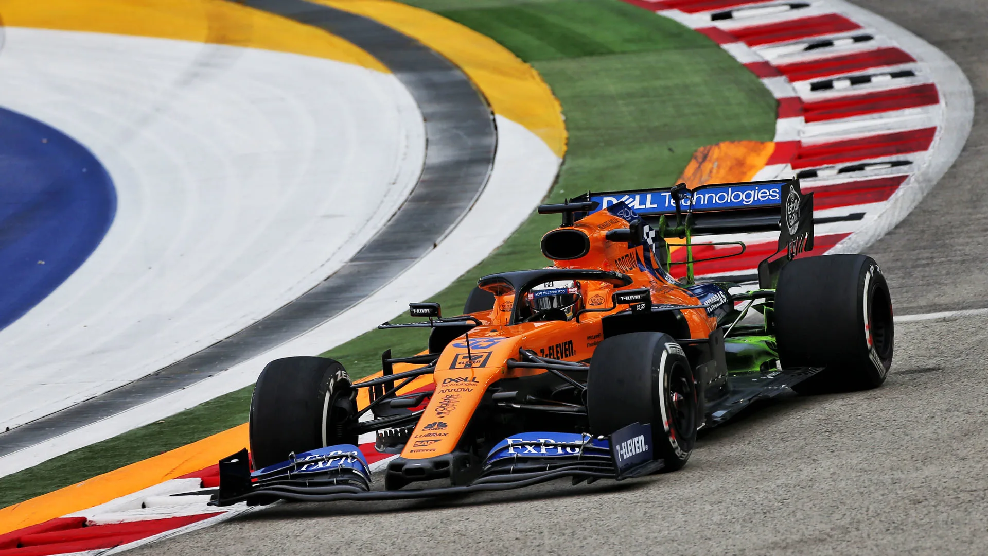 Carlos Sainz (ESP) McLaren MCL34.20.09.2019. Formula 1 World Championship, Rd 15, Singapore Grand Prix, Marina Bay Street Circuit, Singapore, Practice Day.- www.xpbimages.com, EMail: requests@xpbimages.com - copy of publication required for printed pictures. Every used picture is fee-liable. © Copyright: Moy / XPB Images