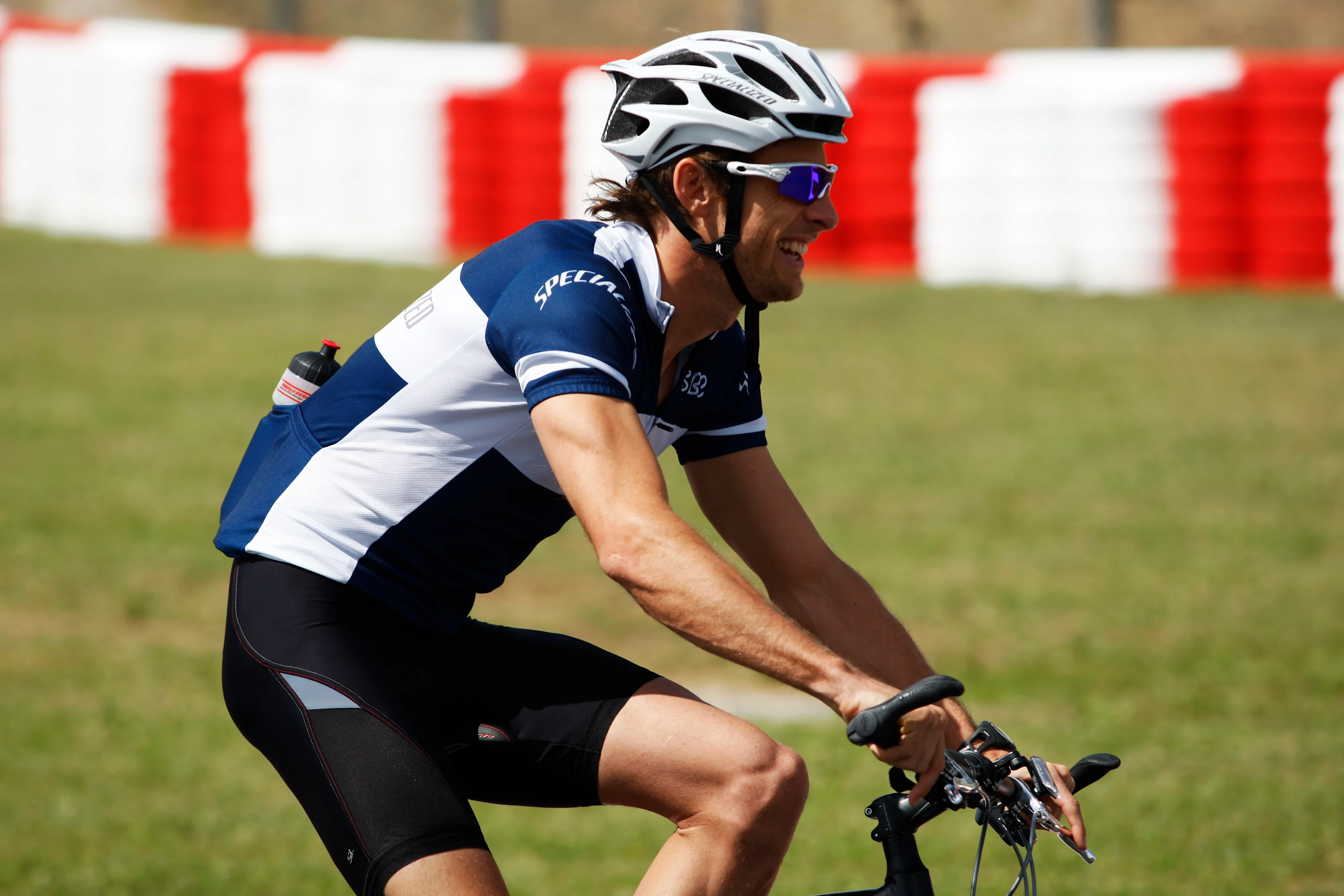 Jenson Button (GBR) McLaren rides the circuit.  Formula One World Championship, Rd 5, Spanish