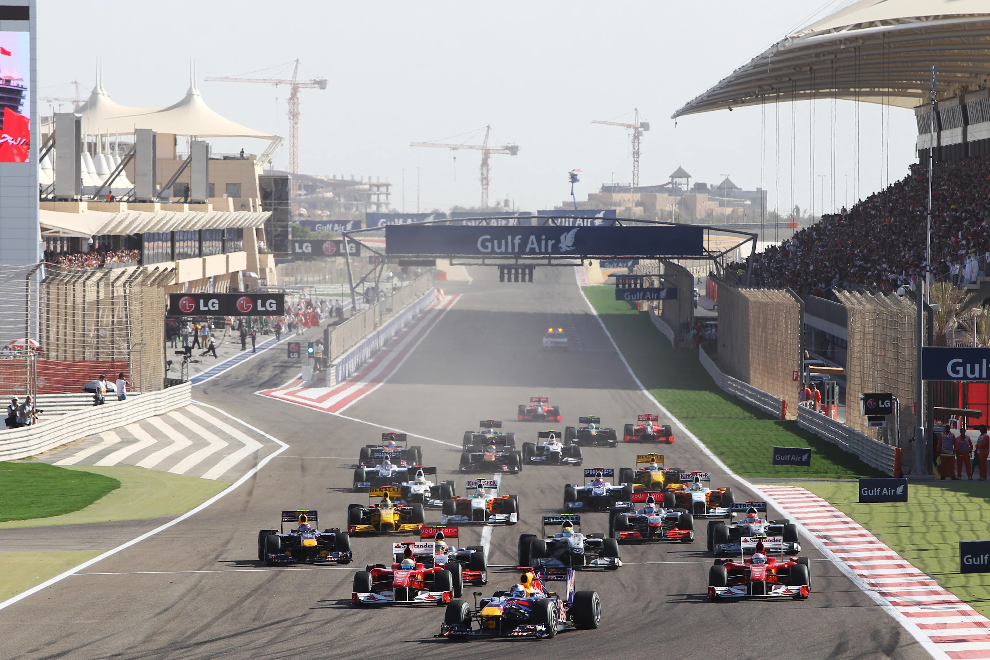 Sebastian Vettel (GER) Red Bull Racing RB6 leads at the start of the race.  Formula One World
