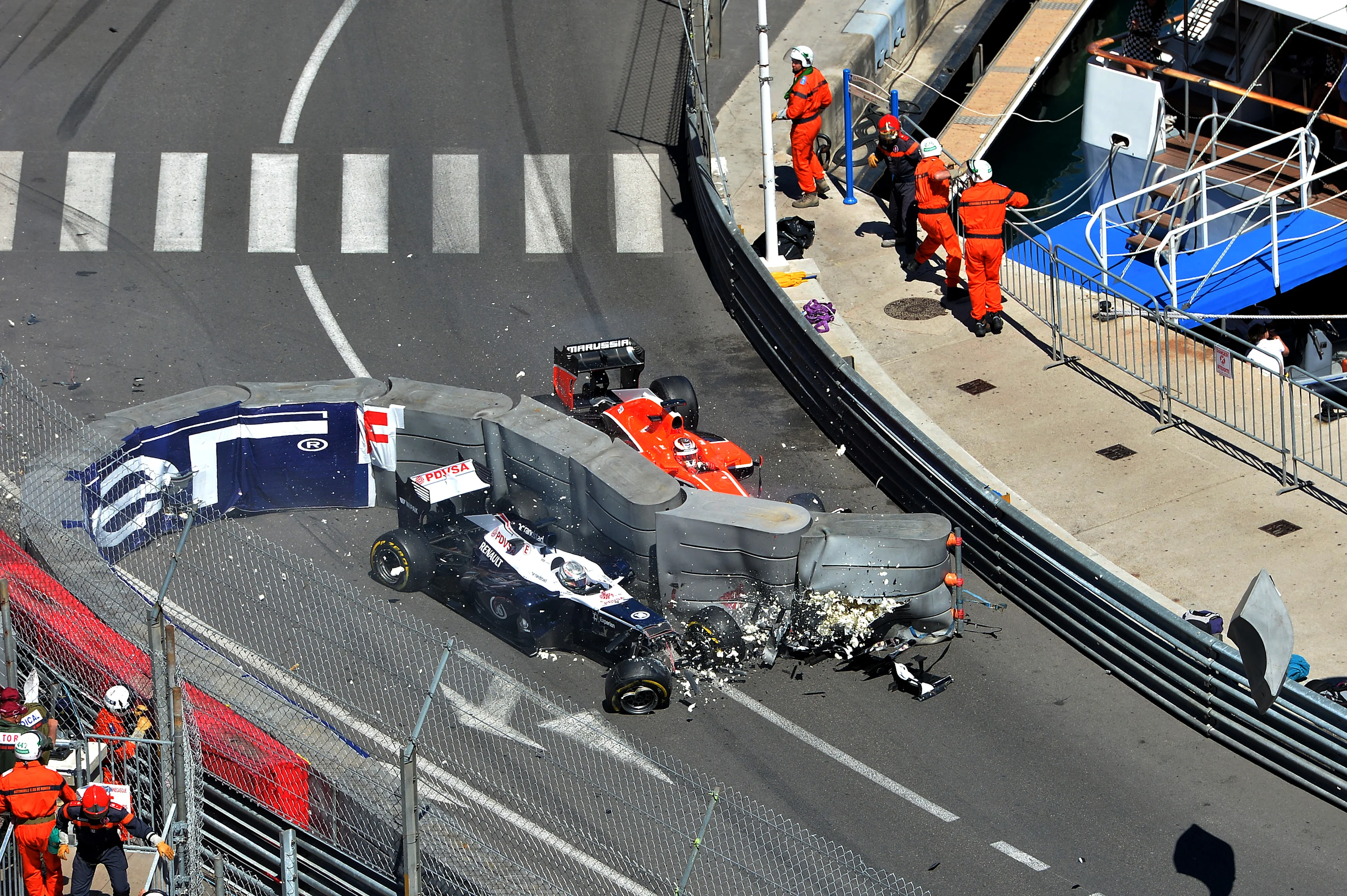 Pastor Maldonado (VEN) Williams FW35 crashes into the barrier after clashing with Max Chilton (GBR)