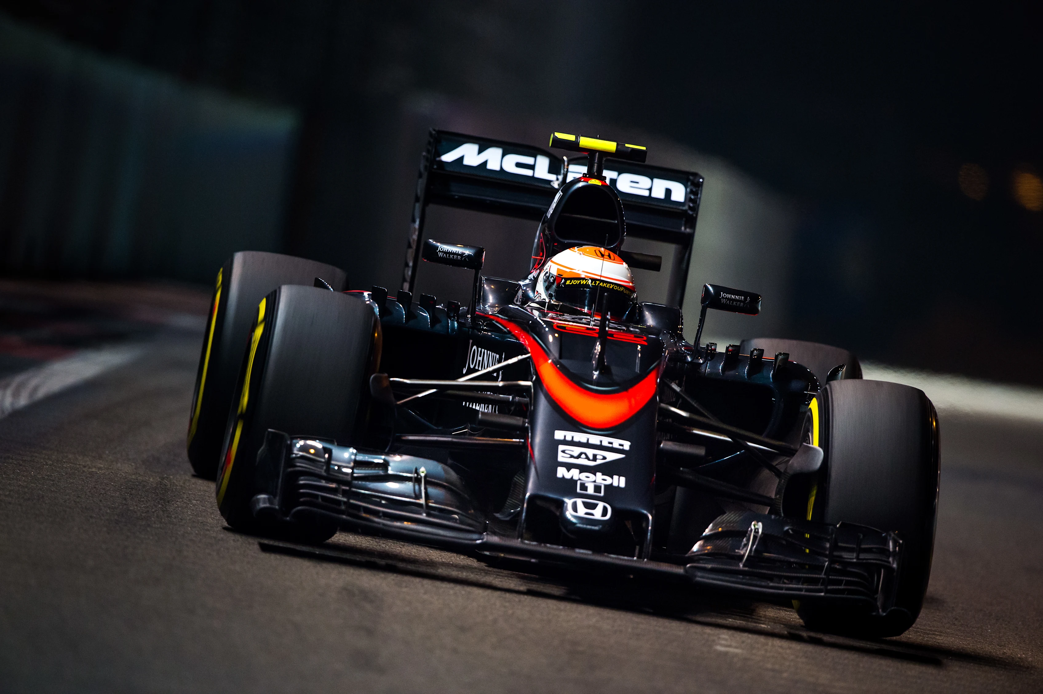 at Formula One World Championship, Rd13, Singapore Grand Prix, Practice, Marina Bay Street Circuit,