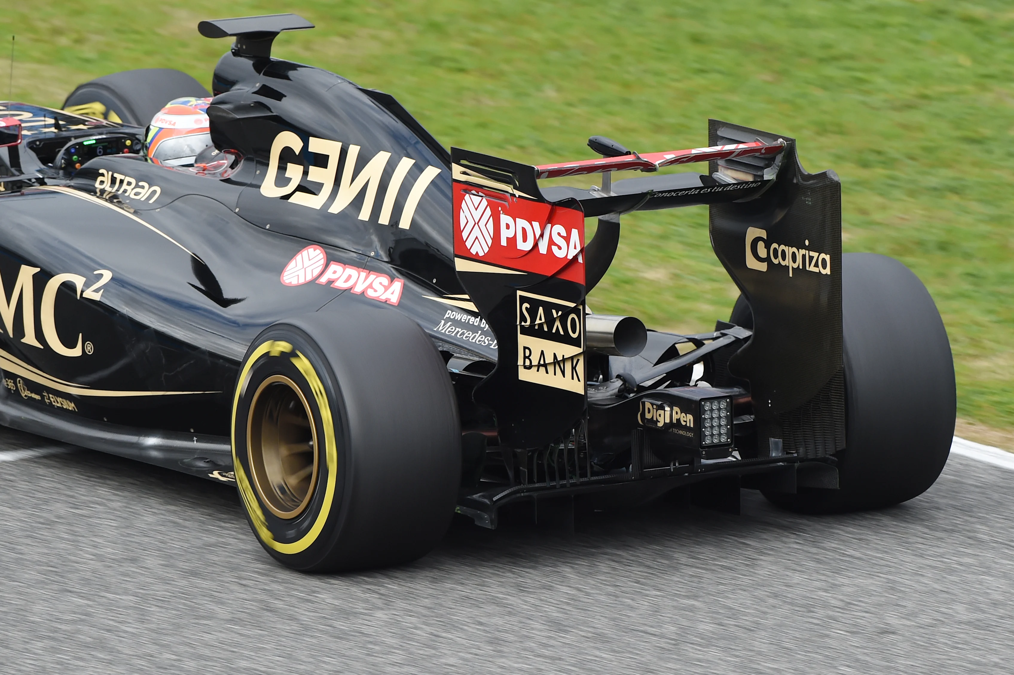 Pastor Maldonado (VEN) Lotus E23 Hybrid at Formula One Testing, Day Three, Jerez, Spain, 3
