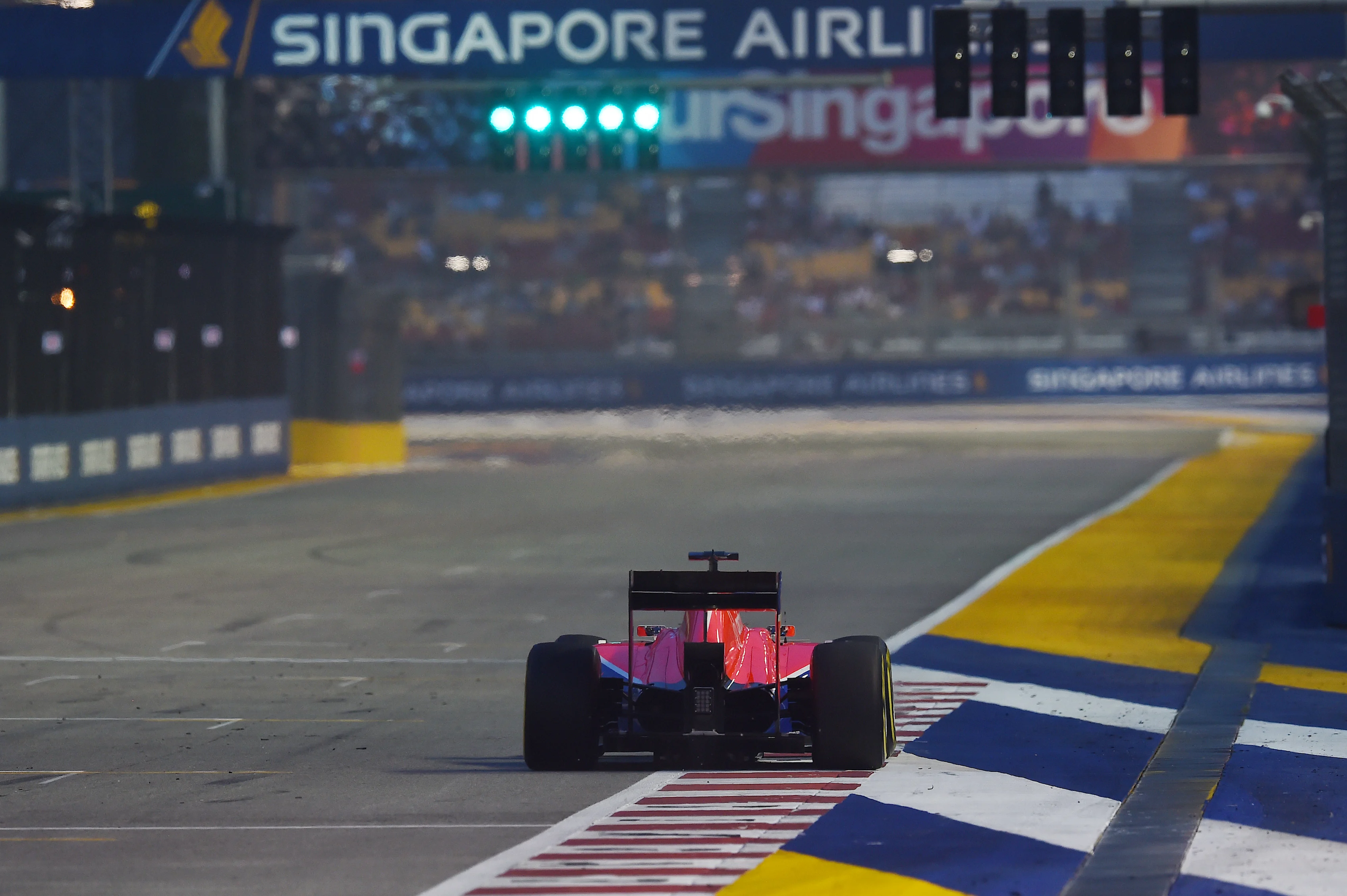 at Formula One World Championship, Rd13, Singapore Grand Prix, Qualifying, Marina Bay Street