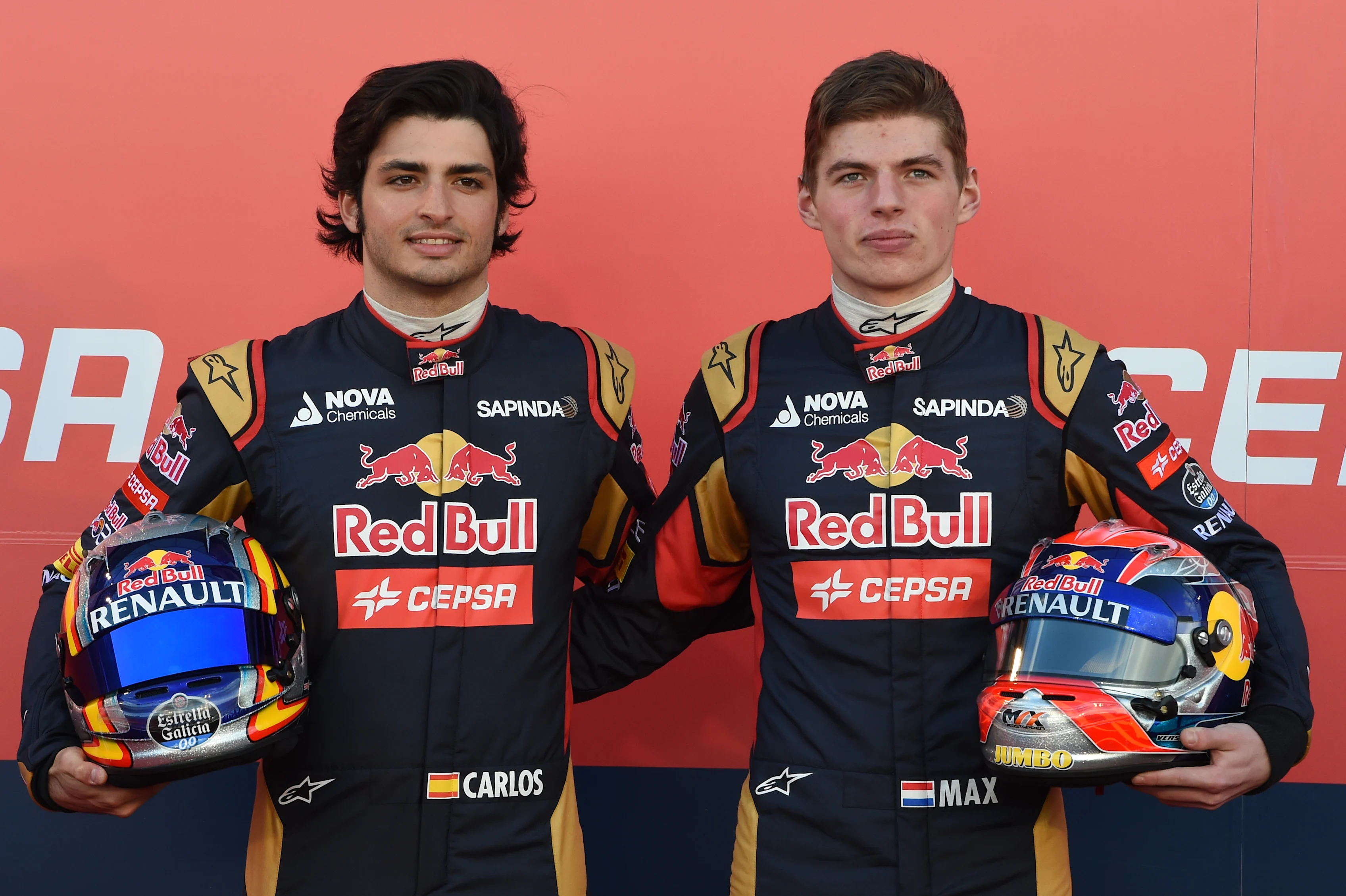 Carlos Sainz jr (ESP) Scuderia Toro Rosso STR10 and Max Verstappen (NDL) Scuderia Toro Rosso STR10