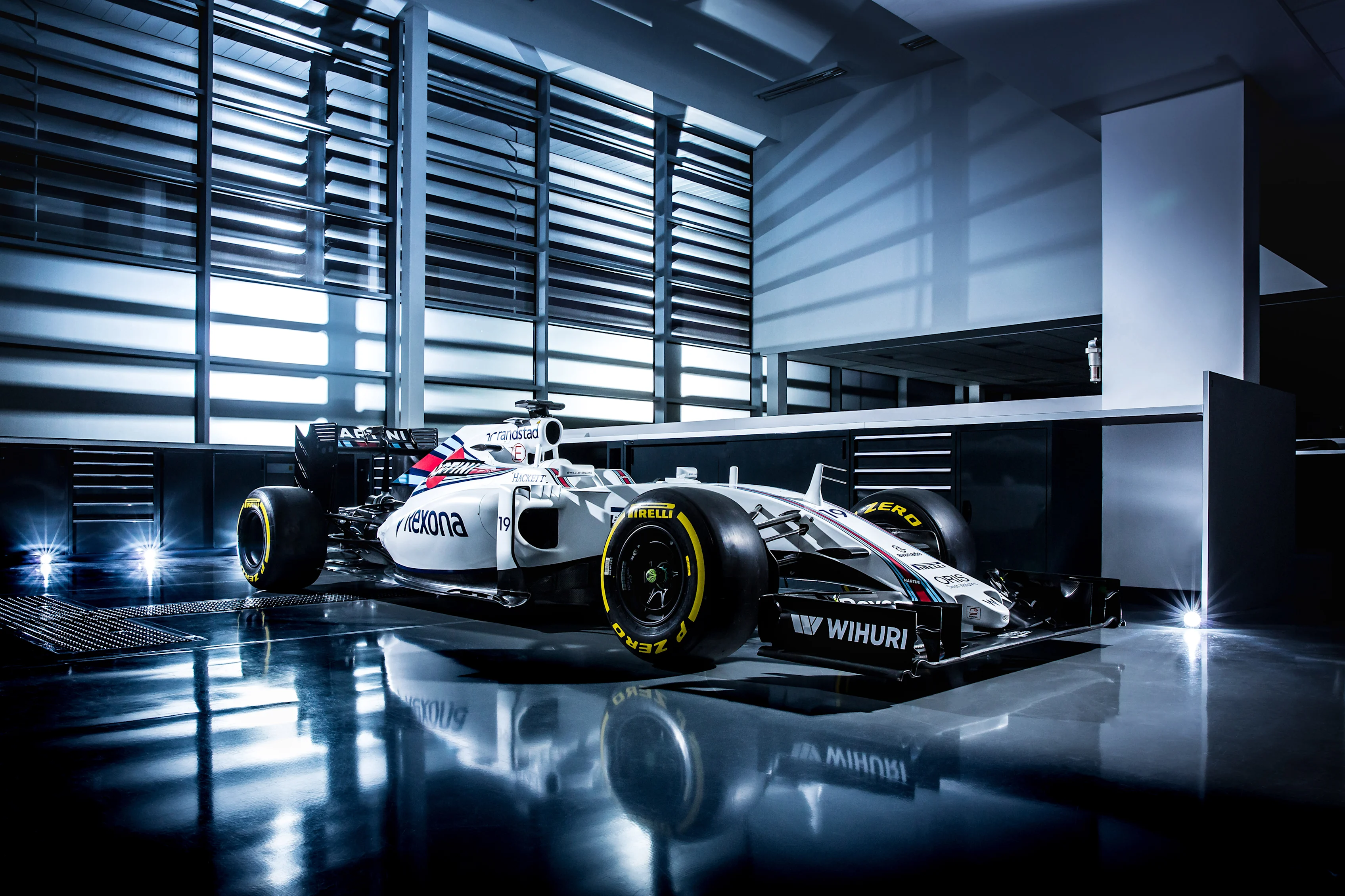 FW38-FM.jpg
