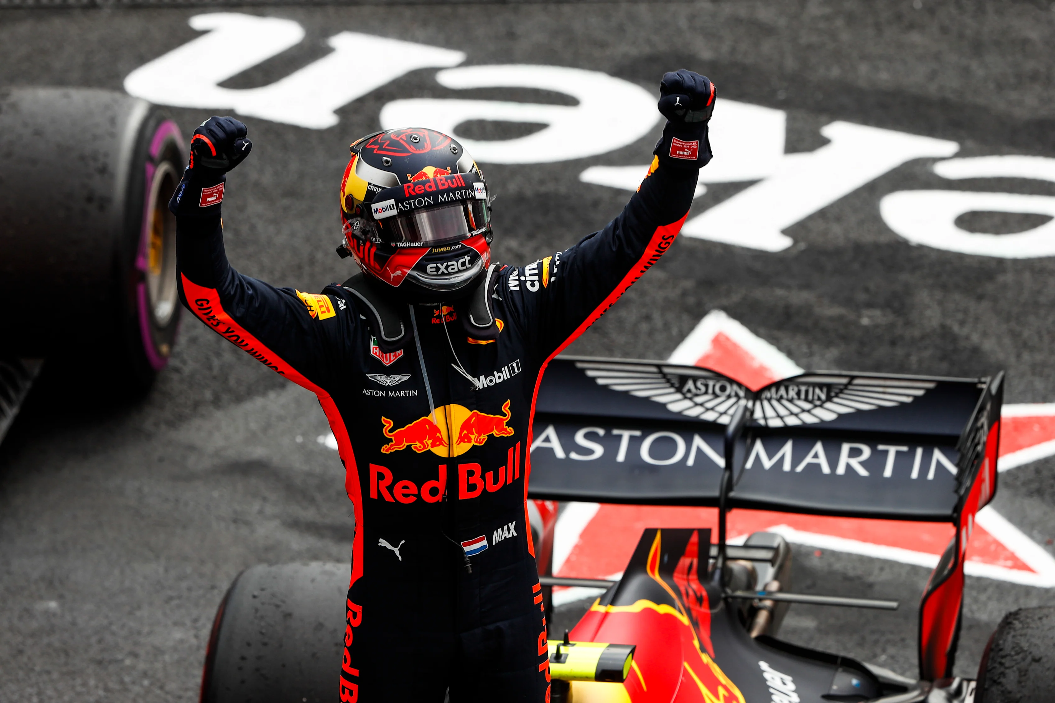 AUTODROMO HERMANOS RODRIGUEZ, MEXICO - OCTOBER 28: Max Verstappen, Red Bull Racing, 1st position,