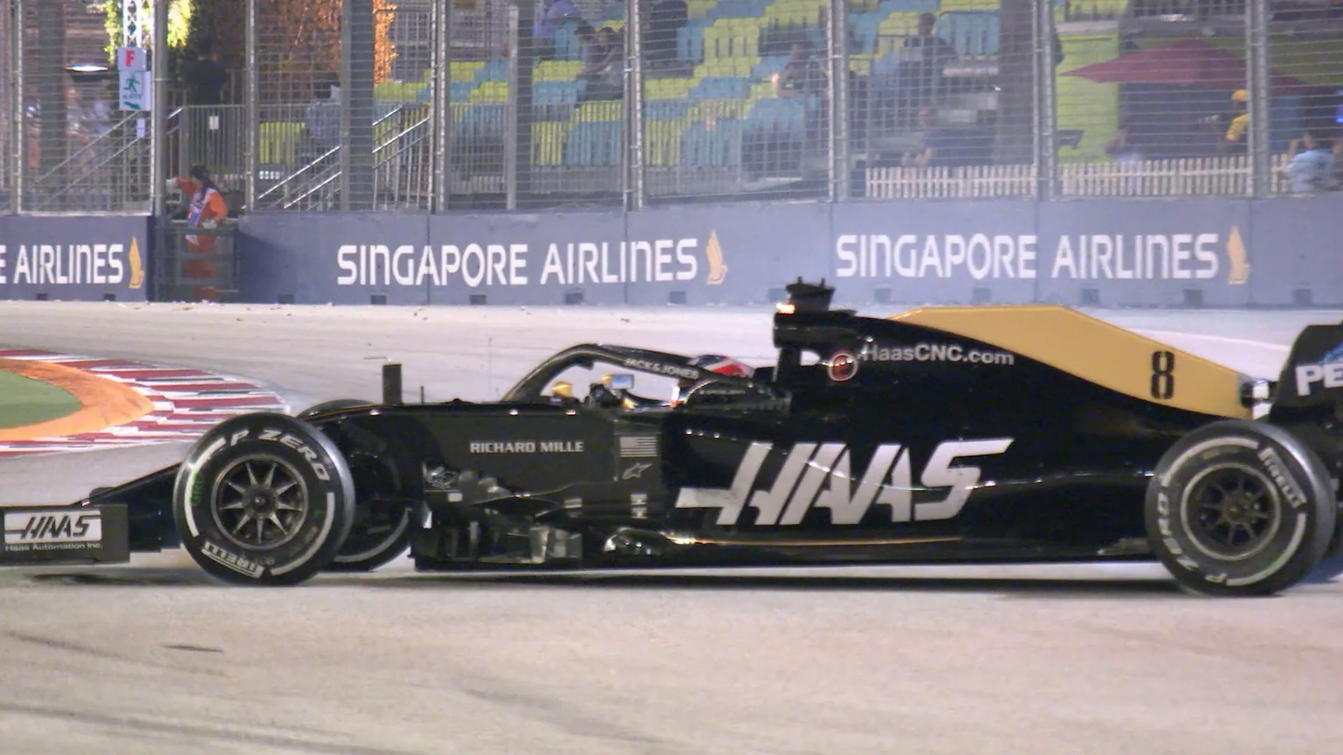 FP2: A late spin for Grosjean at Turn 2