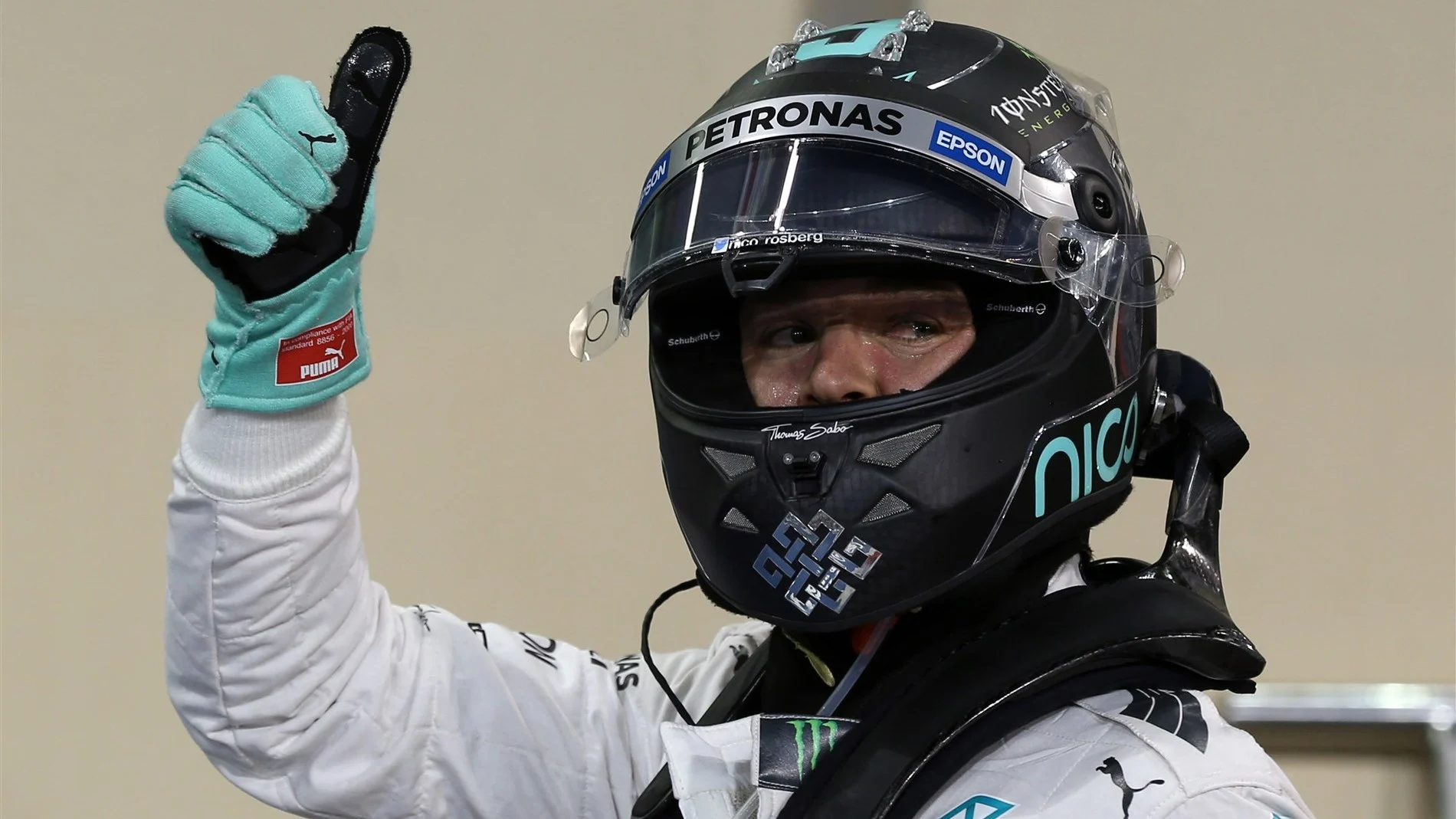 Pole sitter Nico Rosberg (GER) Mercedes AMG F1 celebrates in parc ferme at Formula One World Championship, Rd19, Abu Dhabi Grand Prix, Qualifying, Yas Marina Circuit, Abu Dhabi, UAE, Saturday 28 November 2015. © Sutton Motorsport Images
