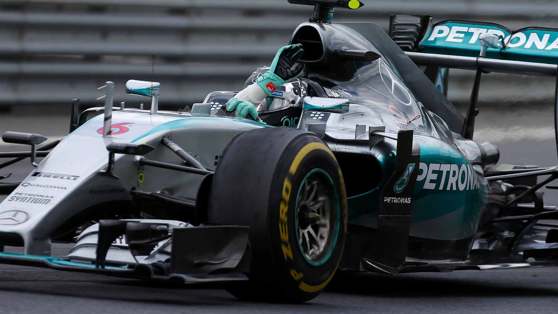 Race winner Nico Rosberg (GER) Mercedes AMG F1 W06 celebrates at Formula One World Championship, Rd8, Austrian Grand Prix, Race, Spielberg, Austria, Sunday 21 June 2015. © Sutton Motorsport Images