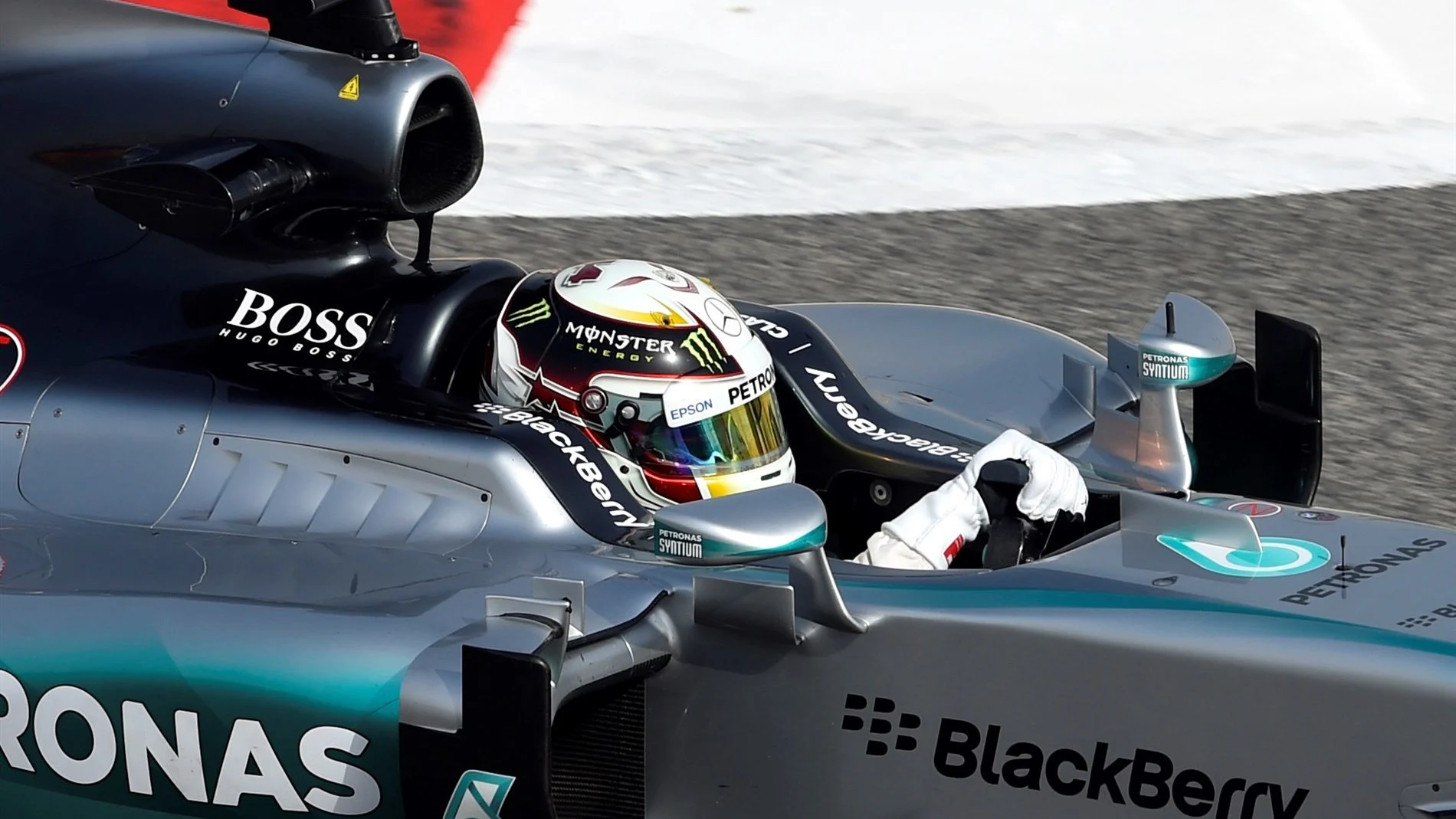 Lewis Hamilton (GBR) Mercedes AMG F1 W06 at Formula One World Championship, Rd4, Bahrain Grand Prix Practice, Bahrain International Circuit, Sakhir, Bahrain, Friday 17 April 2015. © Sutton Motorsport Images