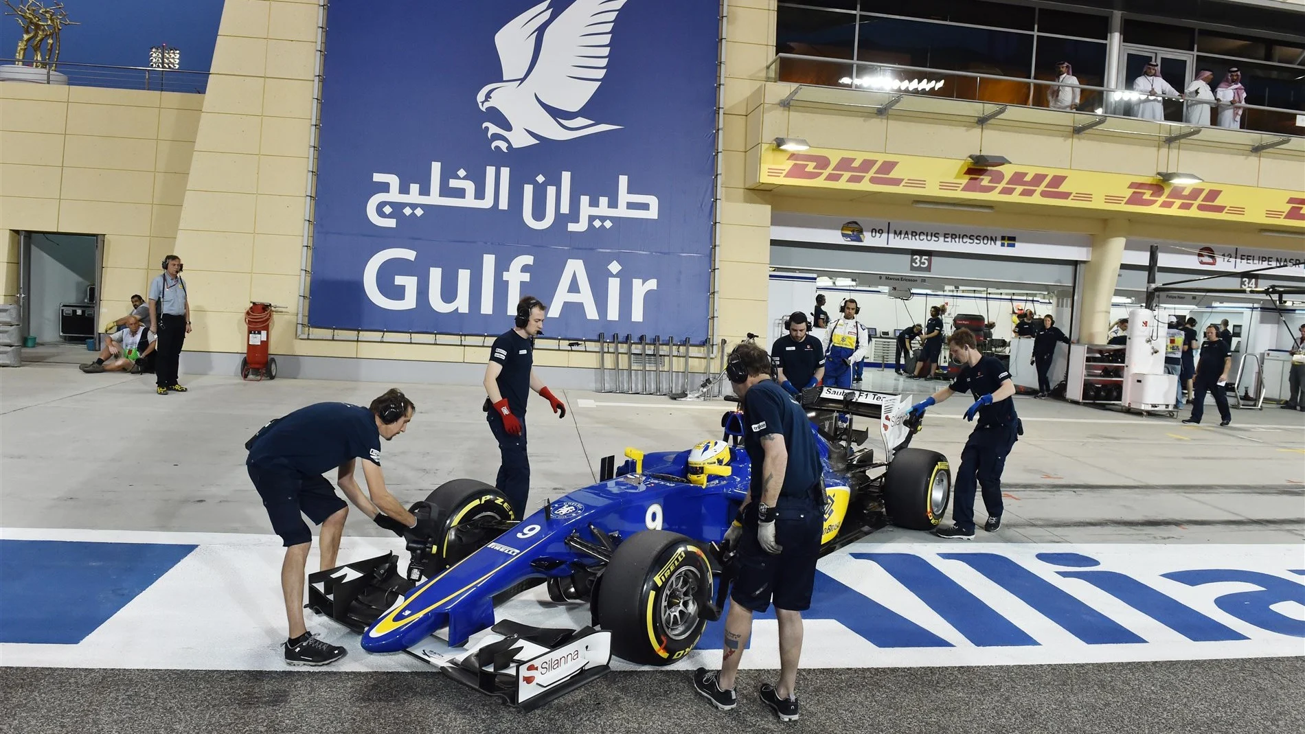 Marcus Ericsson (SWE) Sauber C34 at Formula One World Championship, Rd4, Bahrain Grand Prix Qualifying, Bahrain International Circuit, Sakhir, Bahrain, Saturday 18  April 2015. © Sutton Motorsport Images