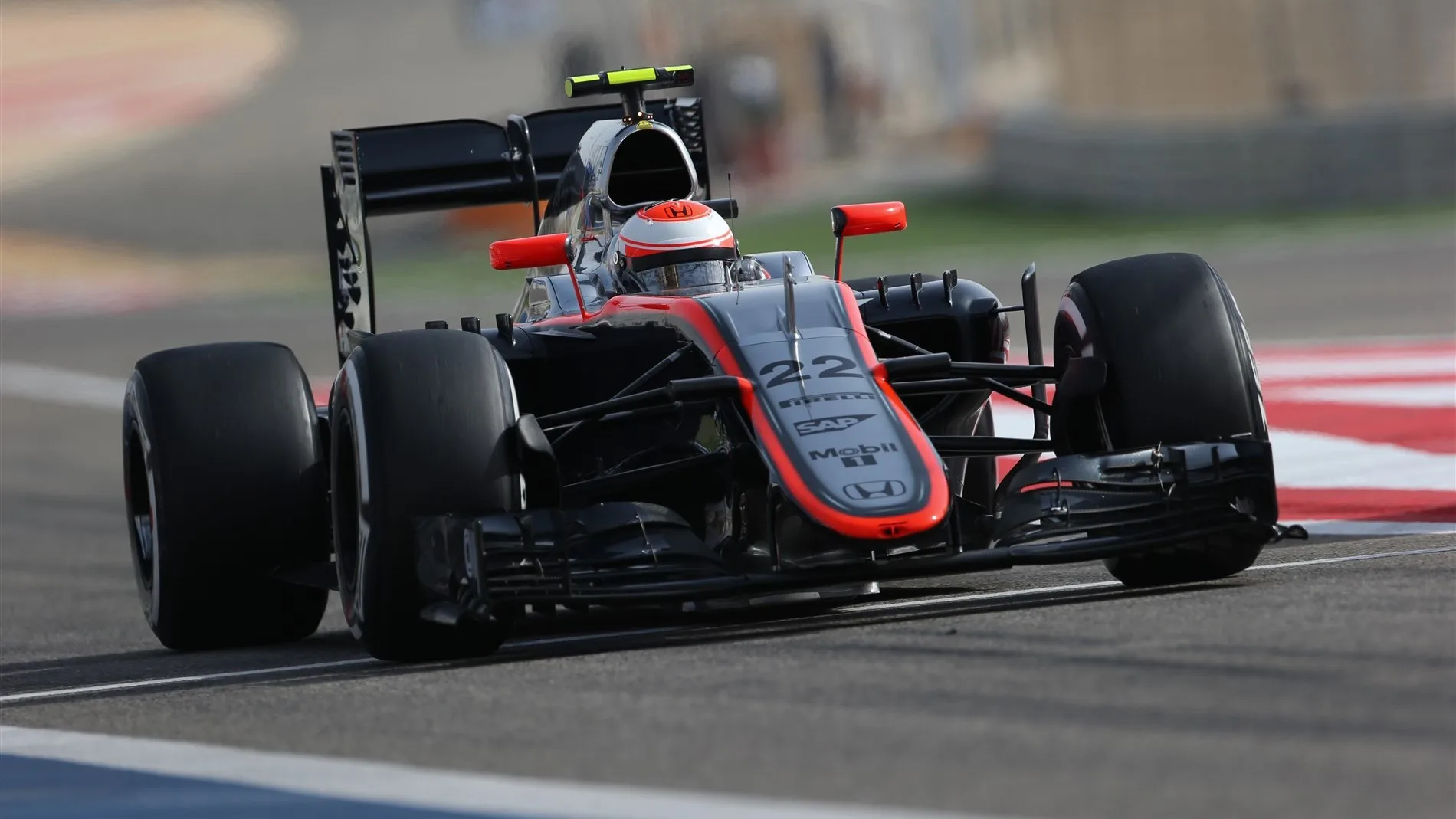 Jenson Button (GBR) McLaren MP4-30 at Formula One World Championship, Rd4, Bahrain Grand Prix