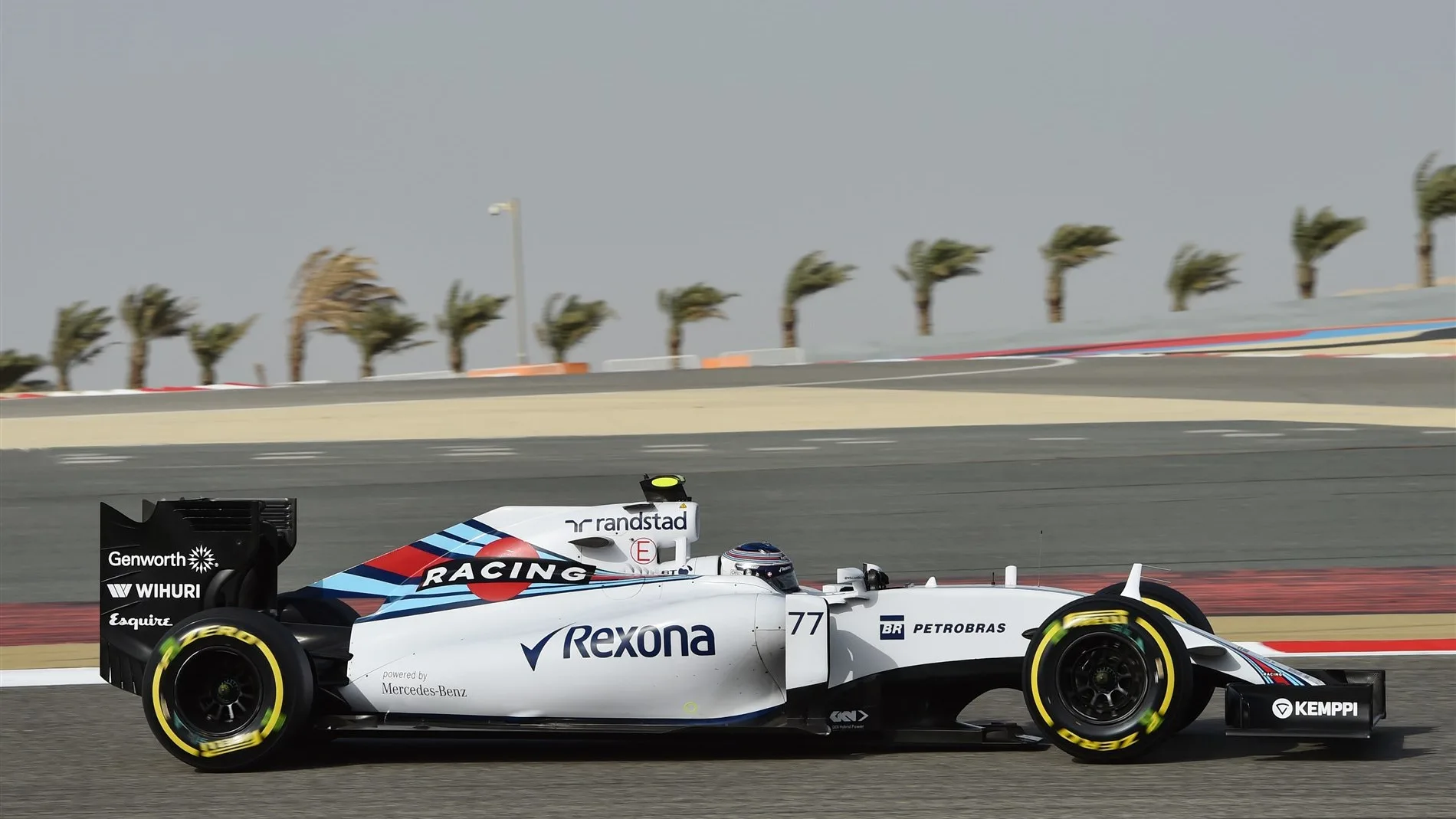 Valtteri Bottas (FIN) Williams FW37 at Formula One World Championship, Rd4, Bahrain Grand Prix Qualifying, Bahrain International Circuit, Sakhir, Bahrain, Saturday 18  April 2015. © Sutton Motorsport Images