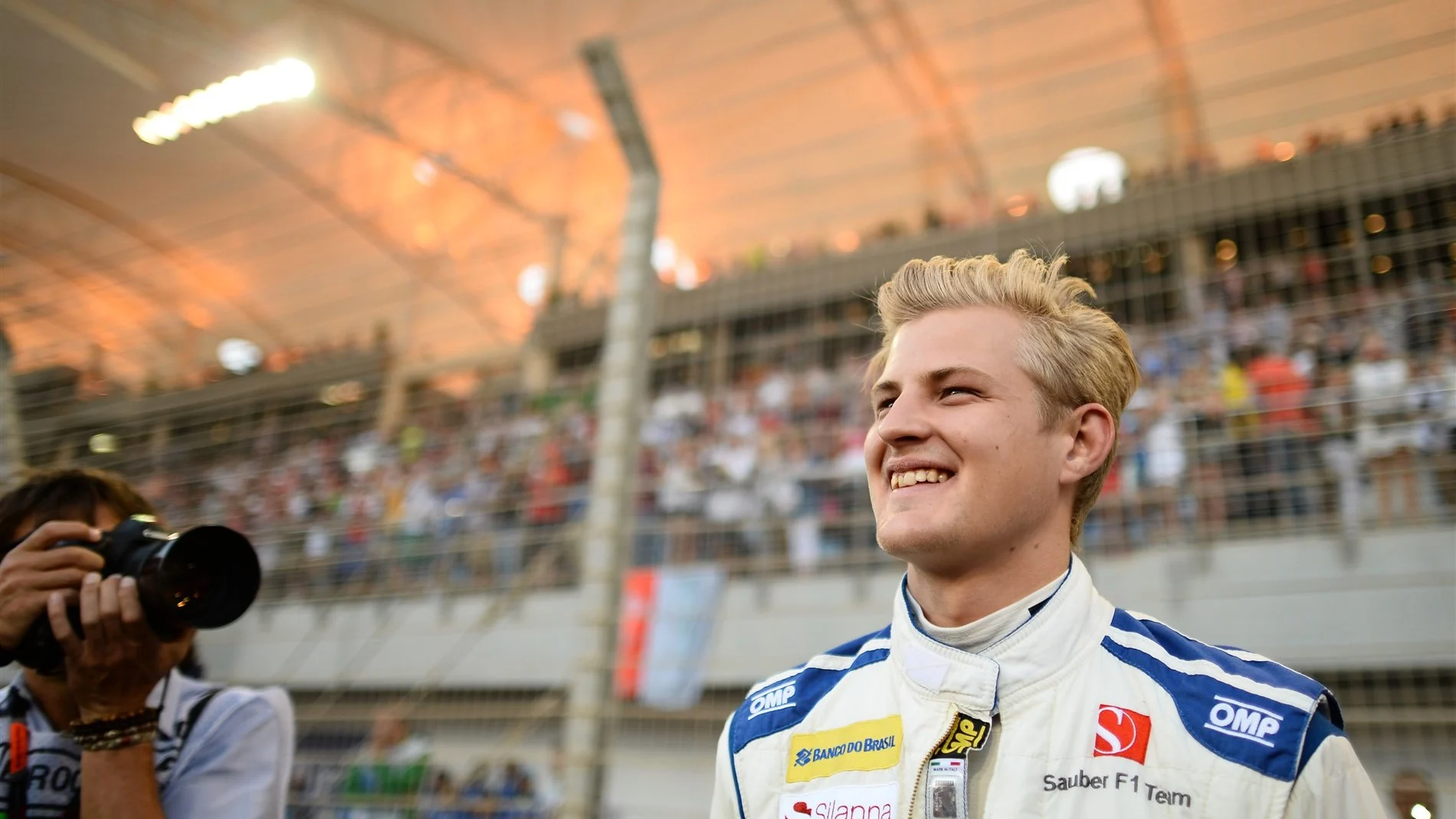 Marcus Ericsson (SWE) Sauber on the grid at Formula One World Championship, Rd4, Bahrain Grand Prix Race, Bahrain International Circuit, Sakhir, Bahrain, Sunday 19  April 2015. © Sutton Motorsport Images