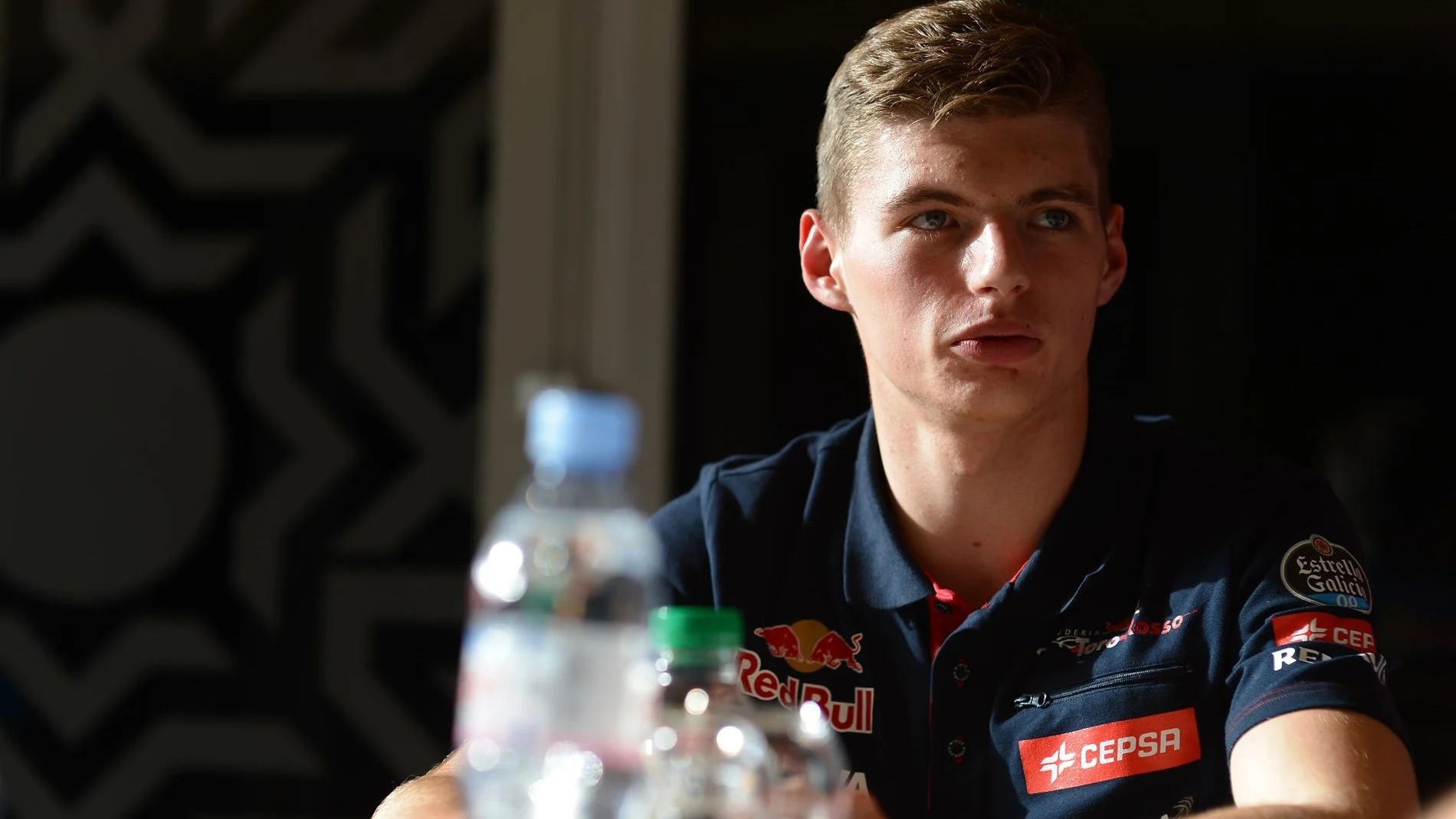 Max Verstappen (NDL) Scuderia Toro Rosso at Formula One World Championship, Rd4, Bahrain Grand Prix Preparations, Bahrain International Circuit, Sakhir, Bahrain, Thursday 16  April 2015. © Sutton Motorsport Images