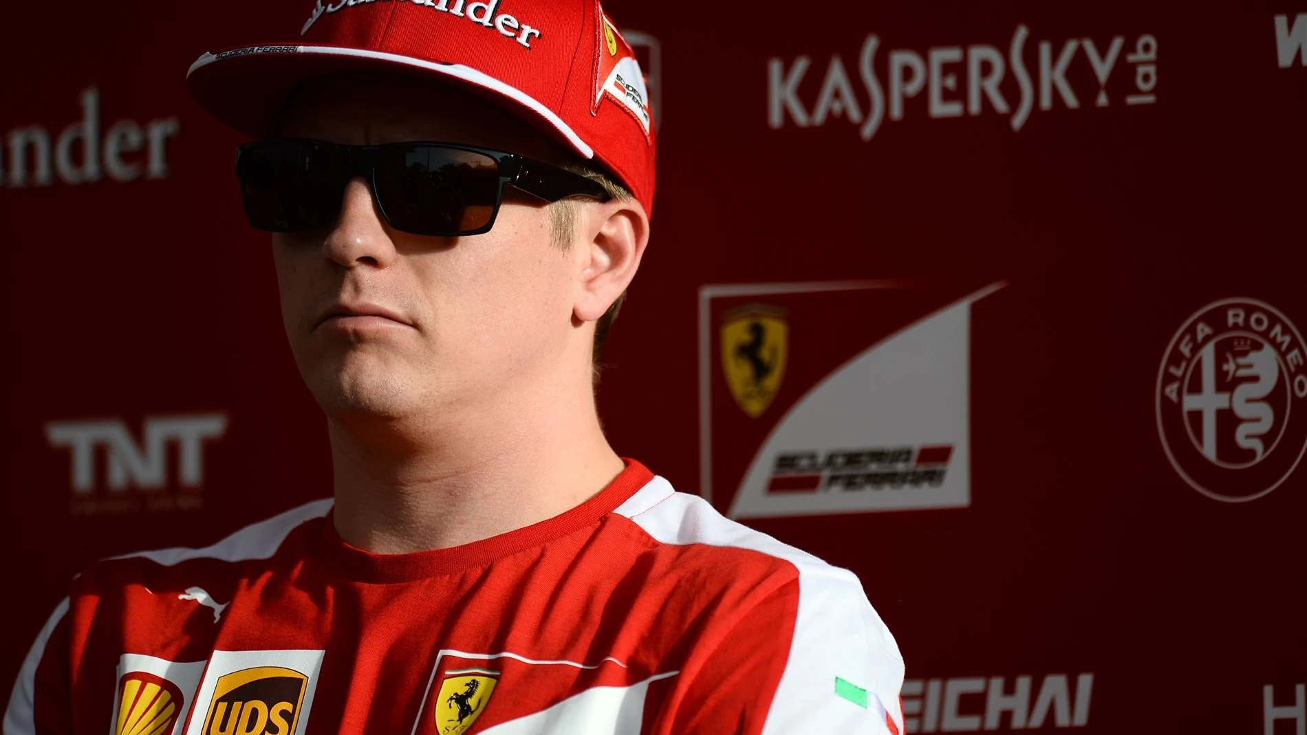 Kimi Raikkonen (FIN) Ferrari at Formula One World Championship, Rd4, Bahrain Grand Prix Preparations, Bahrain International Circuit, Sakhir, Bahrain, Thursday 16  April 2015. © Sutton Motorsport Images