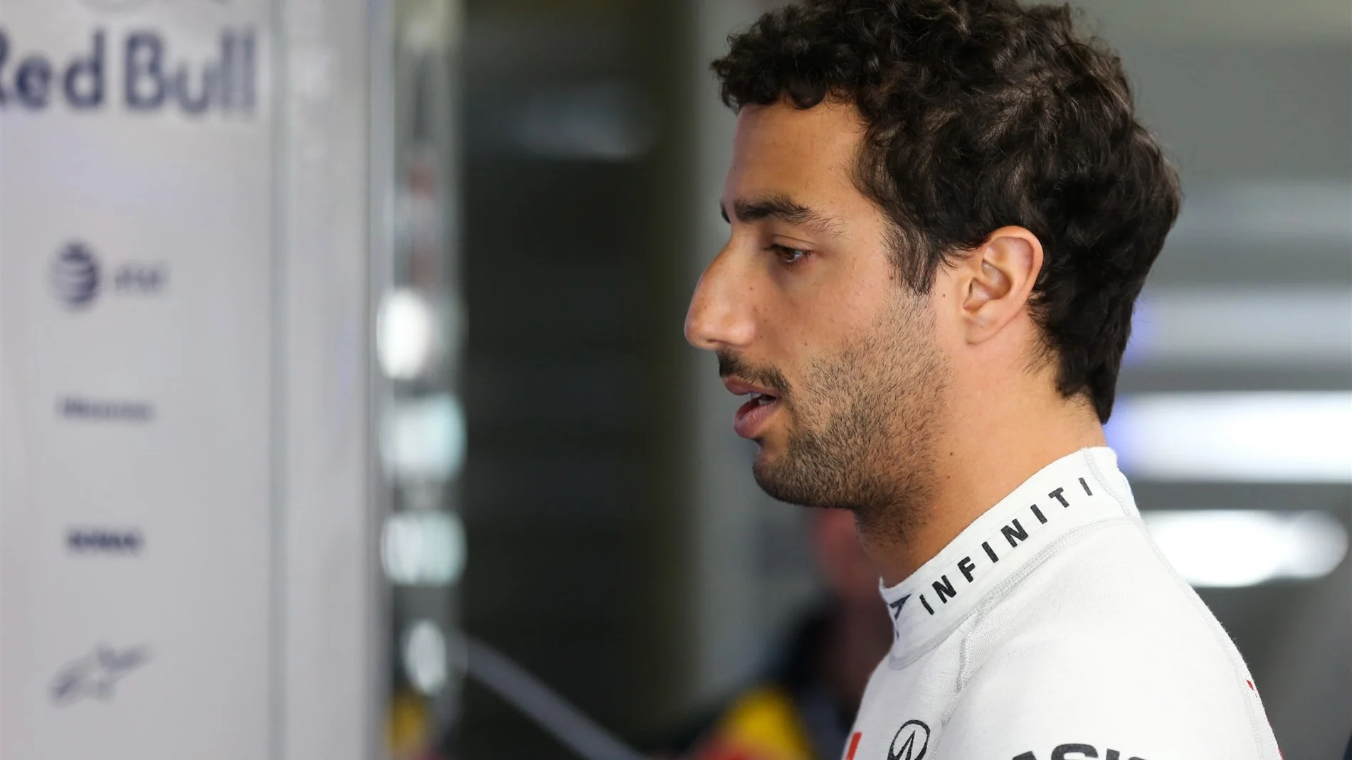 Daniel Ricciardo (AUS) Red Bull Racing at Formula One World Championship, Rd18, Brazilian Grand Prix, Qualifying, Interlagos, Sao Paulo, Brazil, Saturday 14 November 2015. © Sutton Motorsport Images