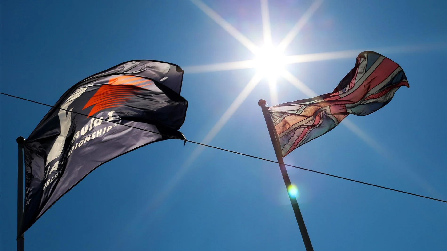 Flags and atmosphere at Formula One World Championship, Rd9, British Grand Prix, Preparations,