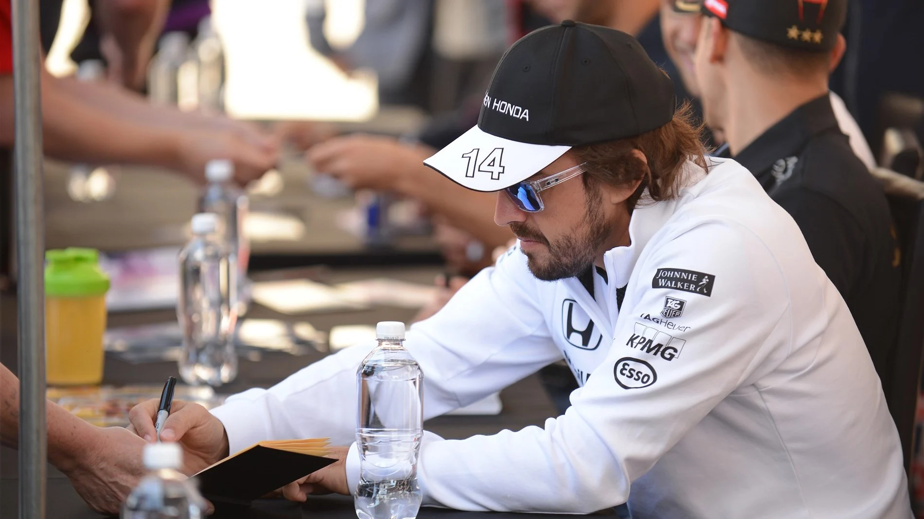 Fernando Alonso (ESP) McLaren signs autographs for the fans at Formula One World Championship, Rd7, Canadian Grand Prix, Preparations, Montreal, Canada, Thursday 4 June 2015. © Sutton Motorsport Images