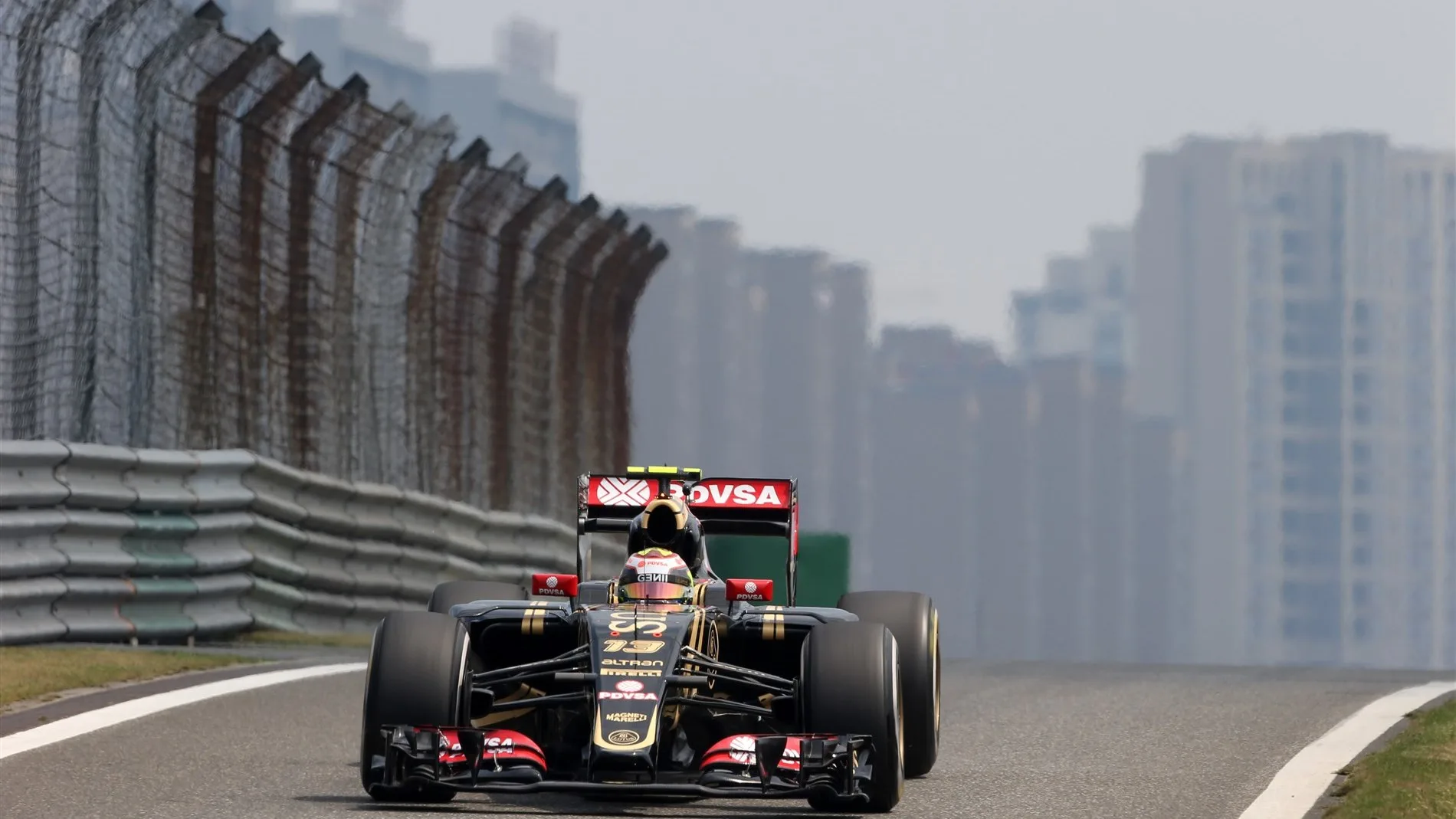 Pastor Maldonado (VEN) Lotus E23 Hybrid at Formula One World Championship, Rd3, Chinese Grand Prix, Practice, Shanghai, China, Friday 10 April 2015. © Sutton Motorsport Images