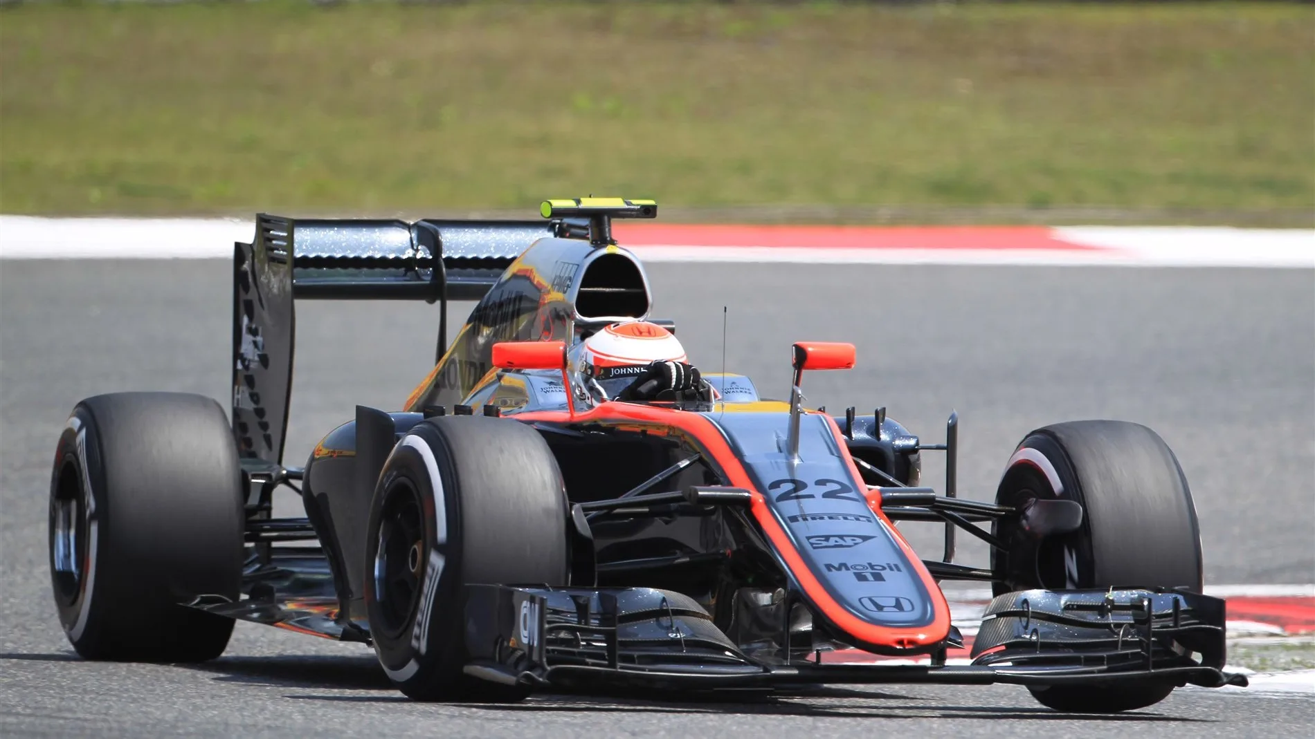 Jenson Button (GBR) McLaren MP4-30 at Formula One World Championship, Rd3, Chinese Grand Prix, Qualifying, Shanghai, China, Saturday 11 April 2015. © Sutton Motorsport Images