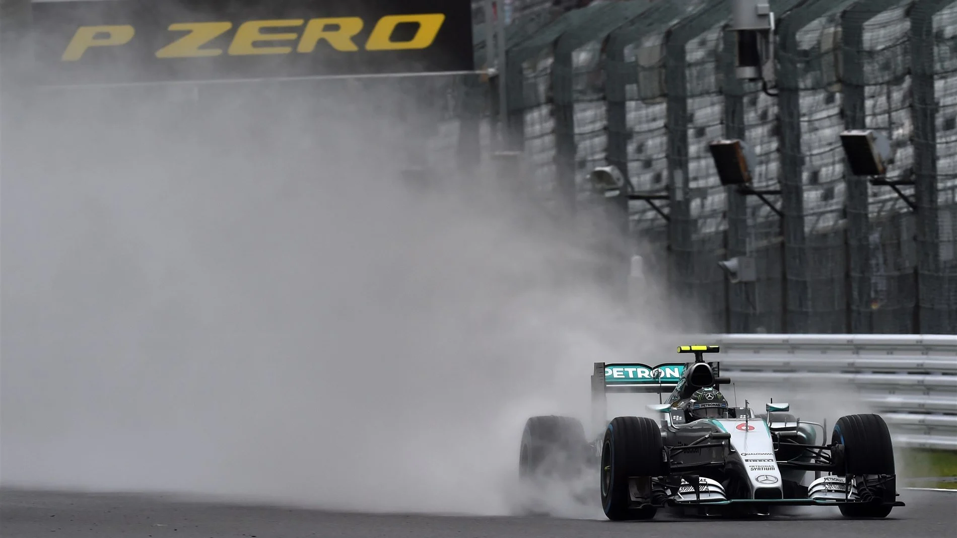 Nico Rosberg (GER) Mercedes AMG F1 W06 at Formula One World Championship, Rd14, Japanese Grand Prix, Practice, Suzuka, Japan, Friday 25 September 2015. © Sutton Motorsport Images
