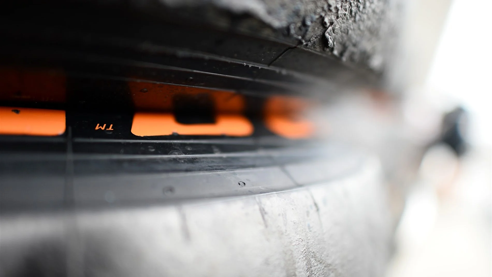 Pirelli tyres at Formula One World Championship, Rd14, Japanese Grand Prix, Race, Suzuka, Japan, Sunday 27 September 2015. © Sutton Motorsport Images