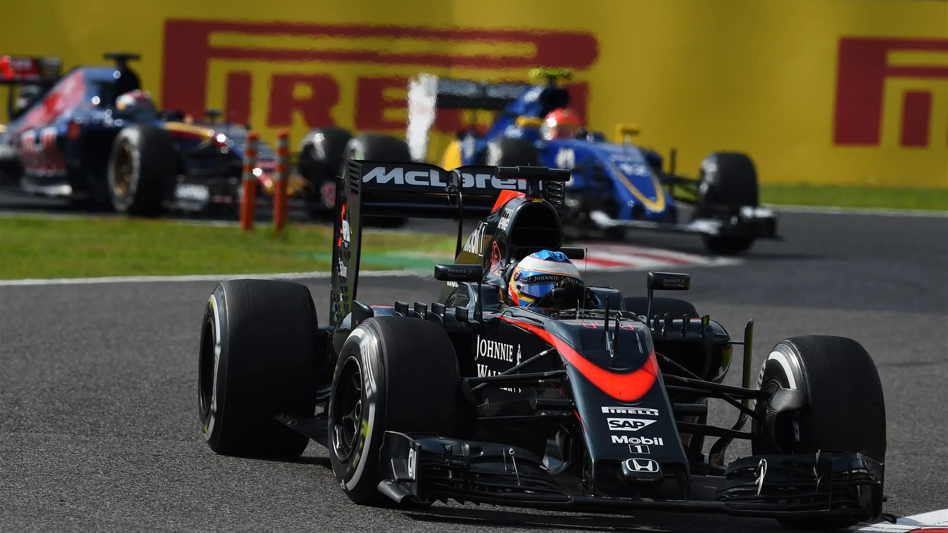 Fernando Alonso (ESP) McLaren MP4-30 at Formula One World Championship, Rd14, Japanese Grand Prix,
